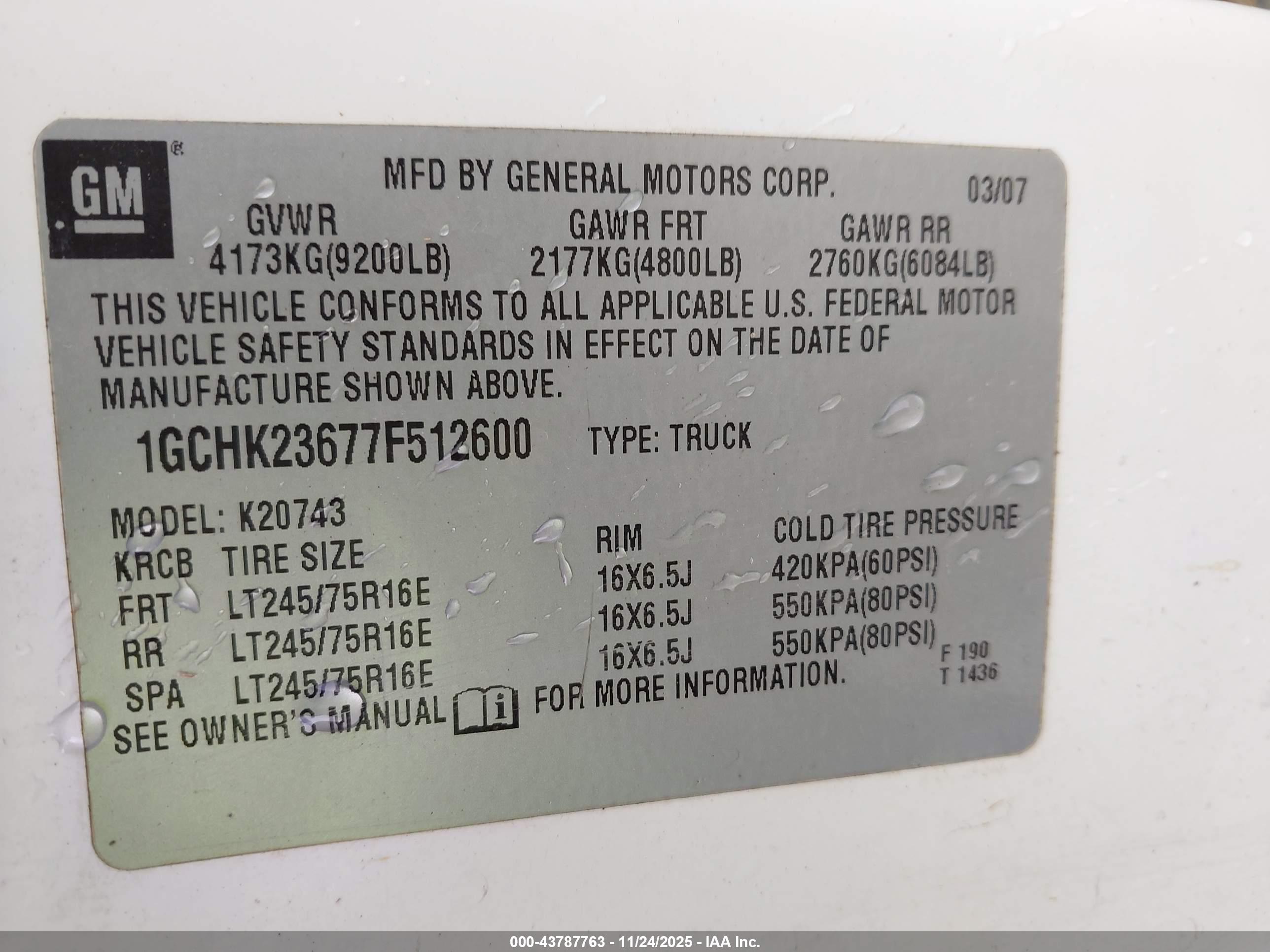 CHEVROLET SILVERADO image 9