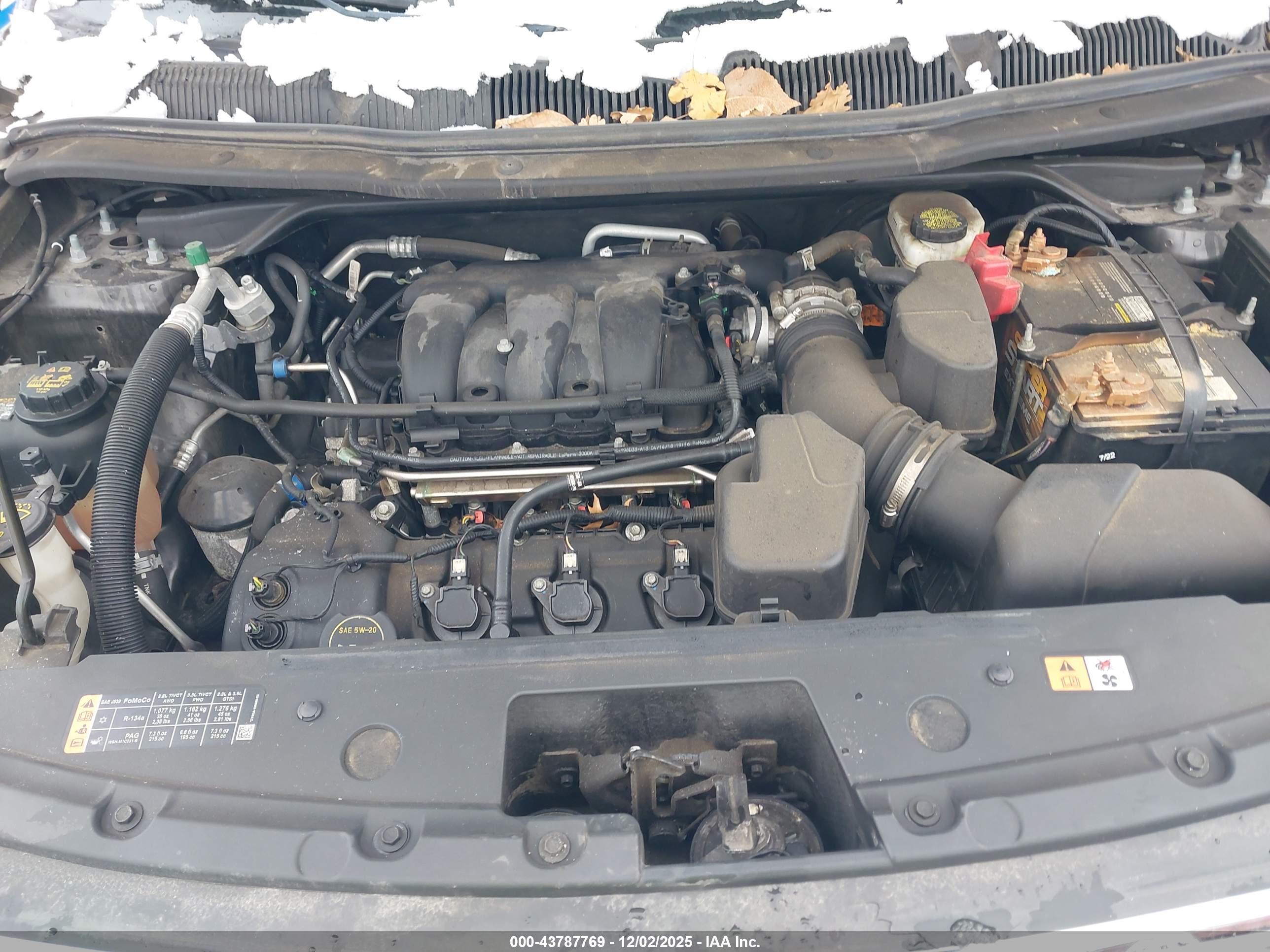 FORD EXPLORER image 10