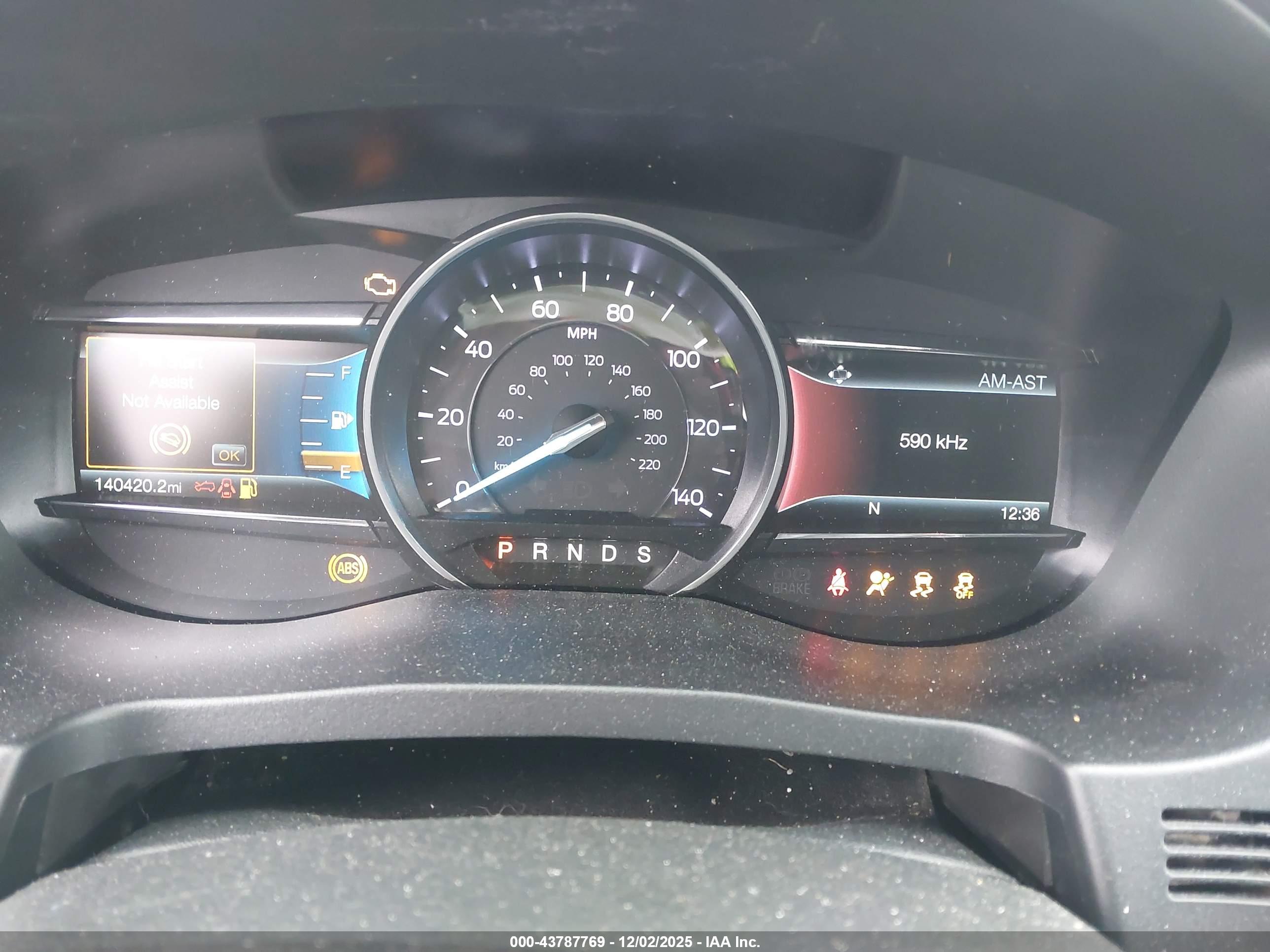 FORD EXPLORER image 7