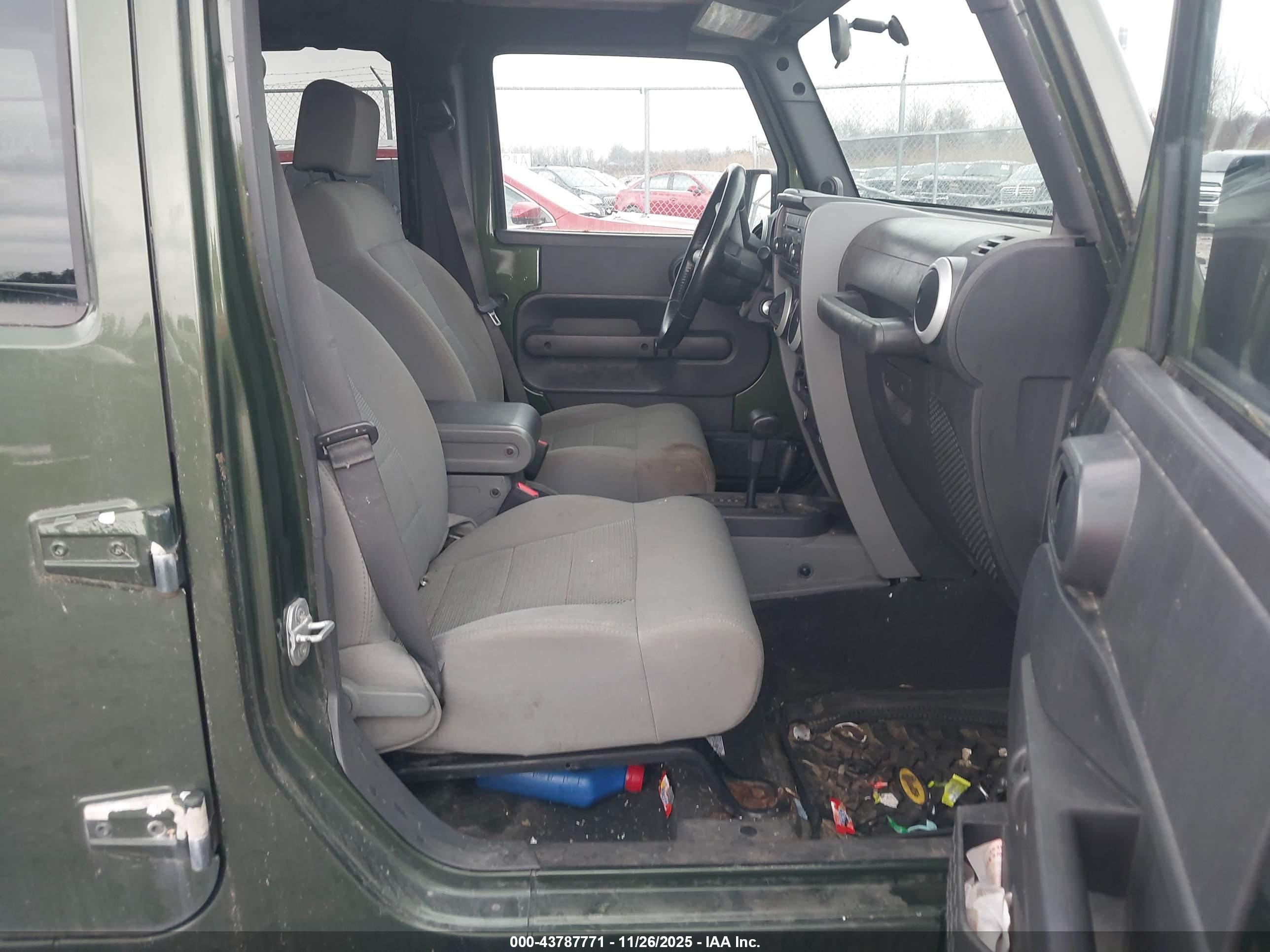 JEEP WRANGLER image 5
