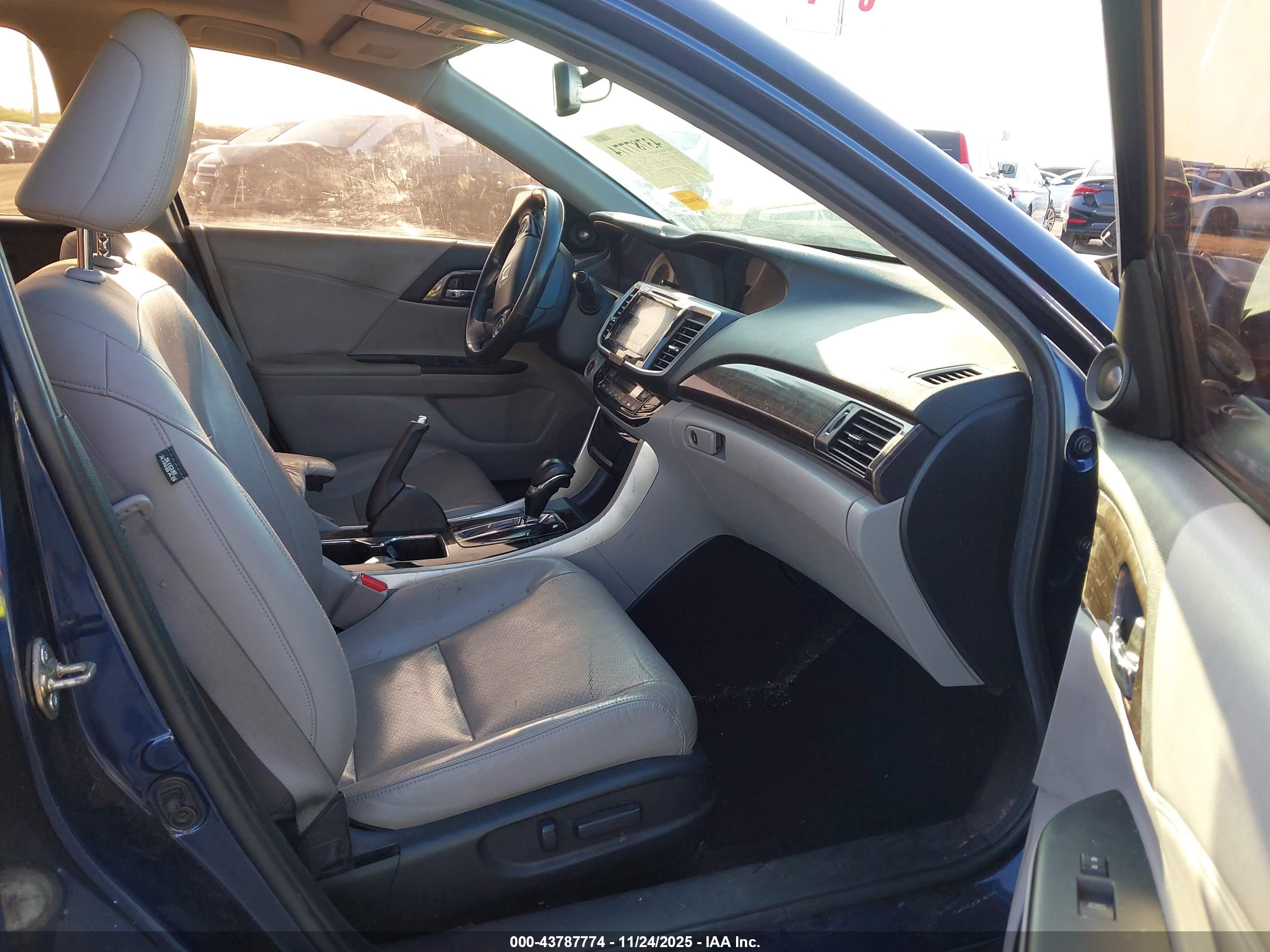 HONDA ACCORD image 5