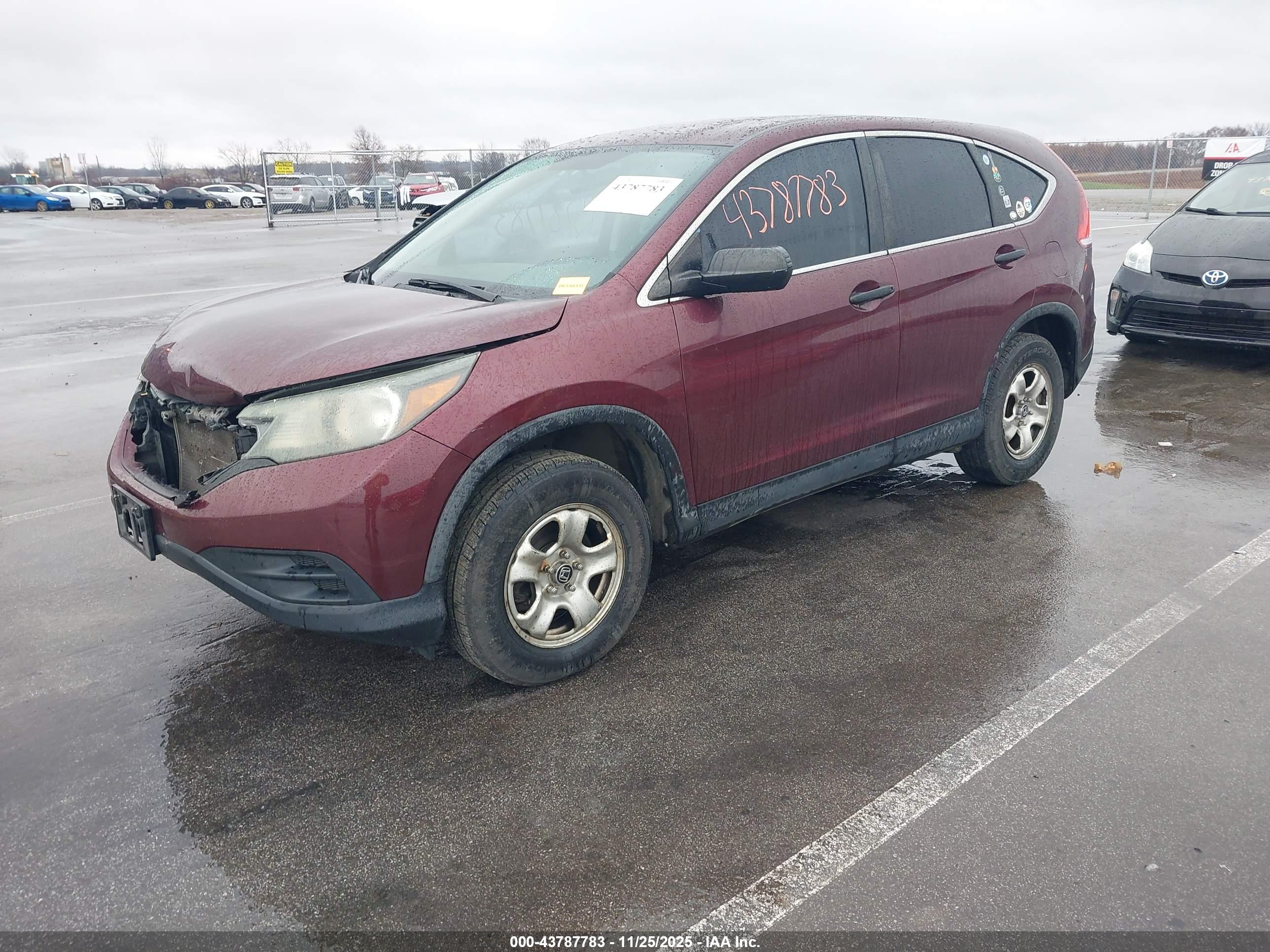 HONDA CR-V image 2