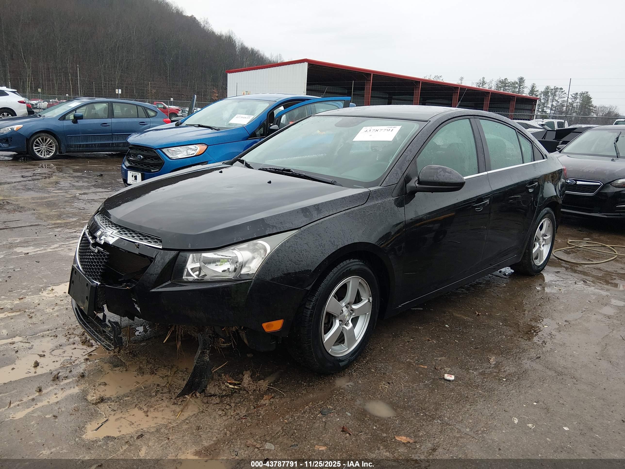 CHEVROLET CRUZE image 2