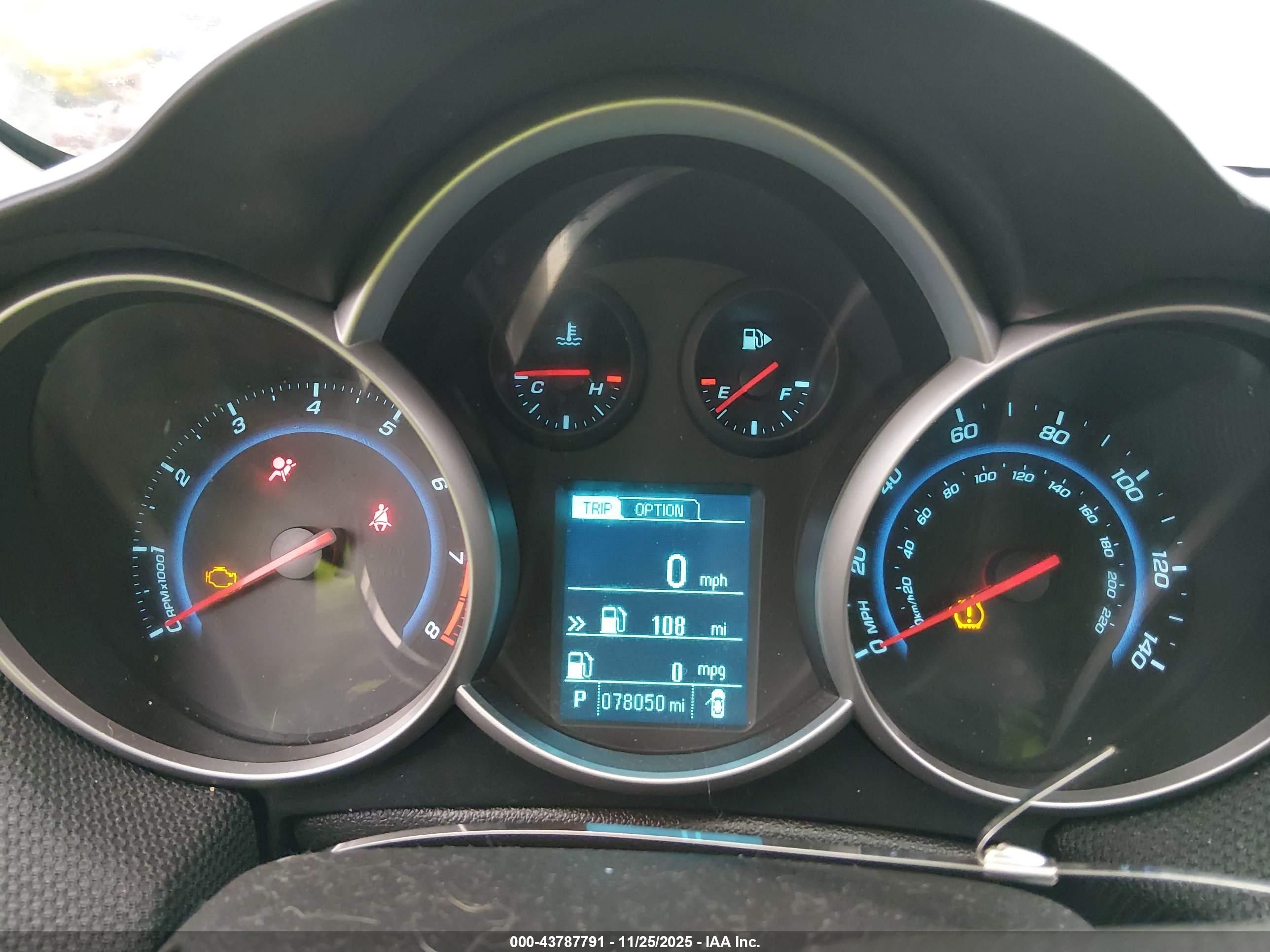 CHEVROLET CRUZE image 7
