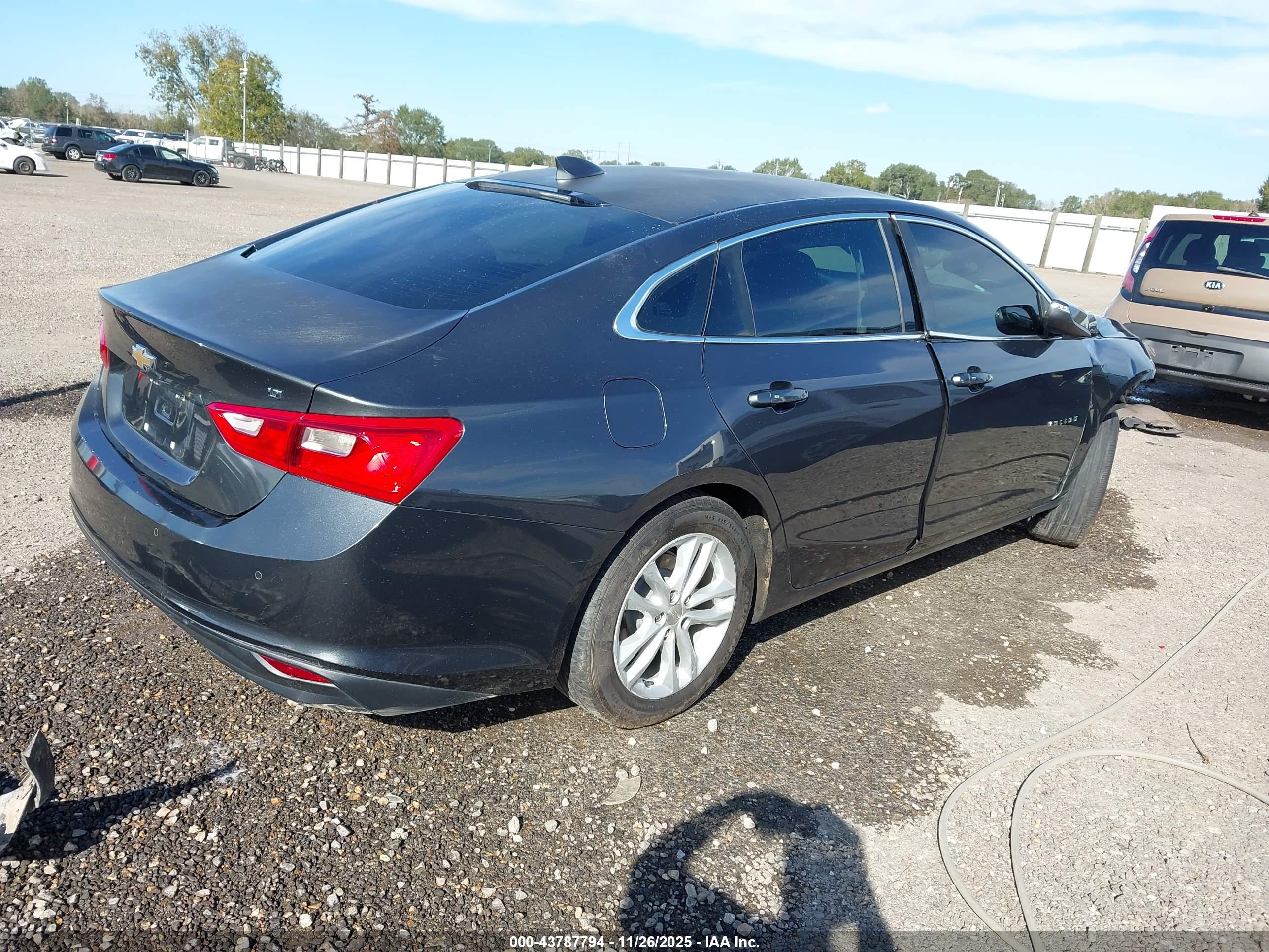 CHEVROLET MALIBU image 4