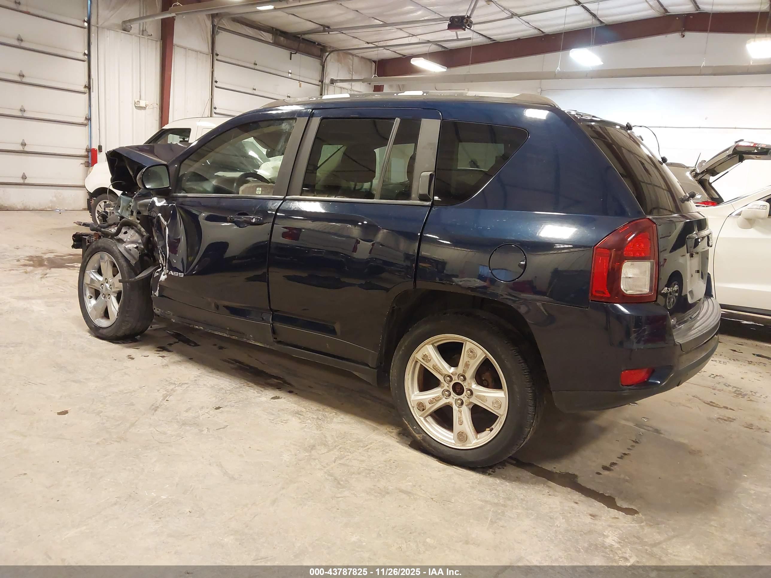 JEEP COMPASS image 3