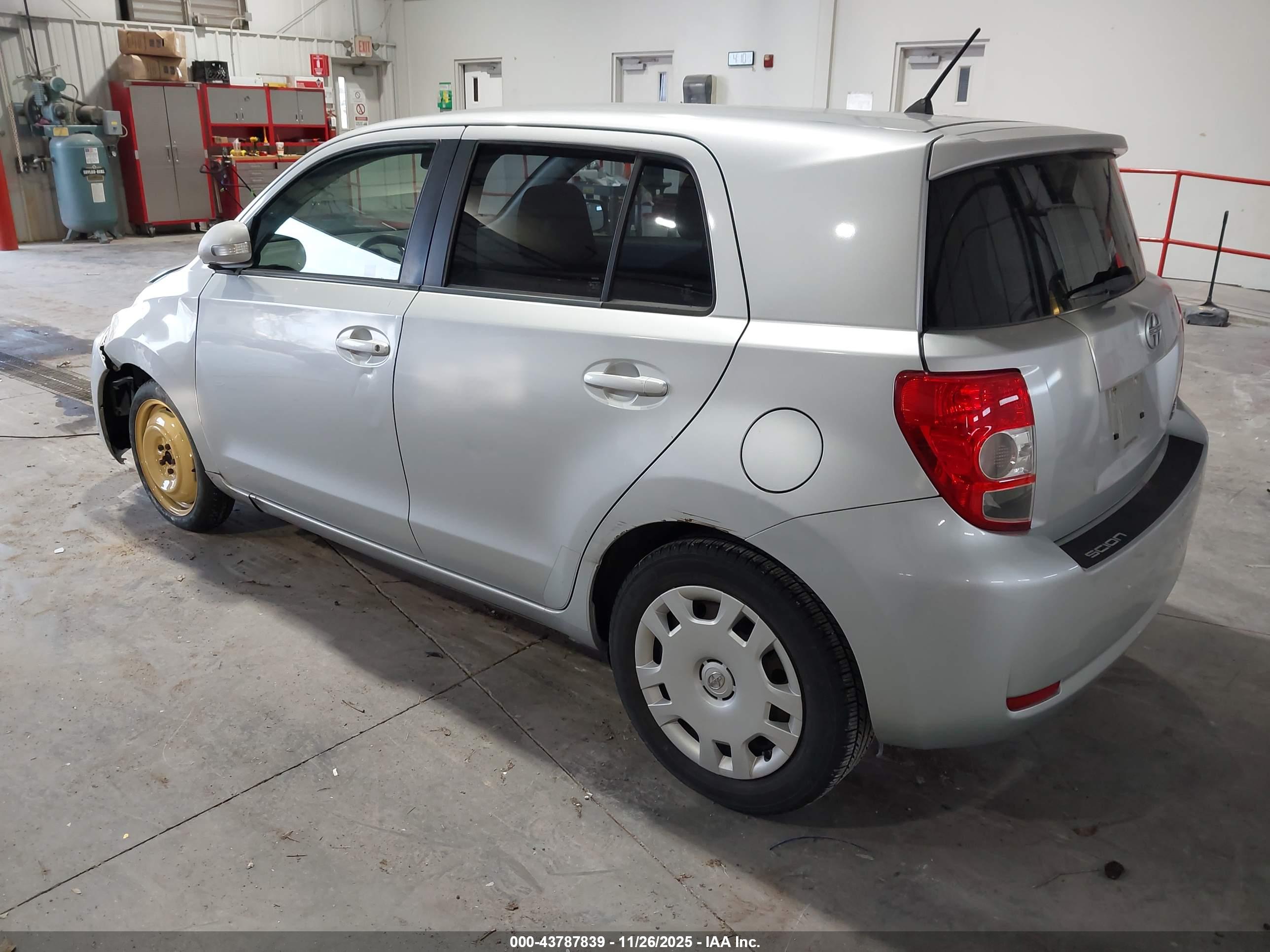 SCION XD image 3
