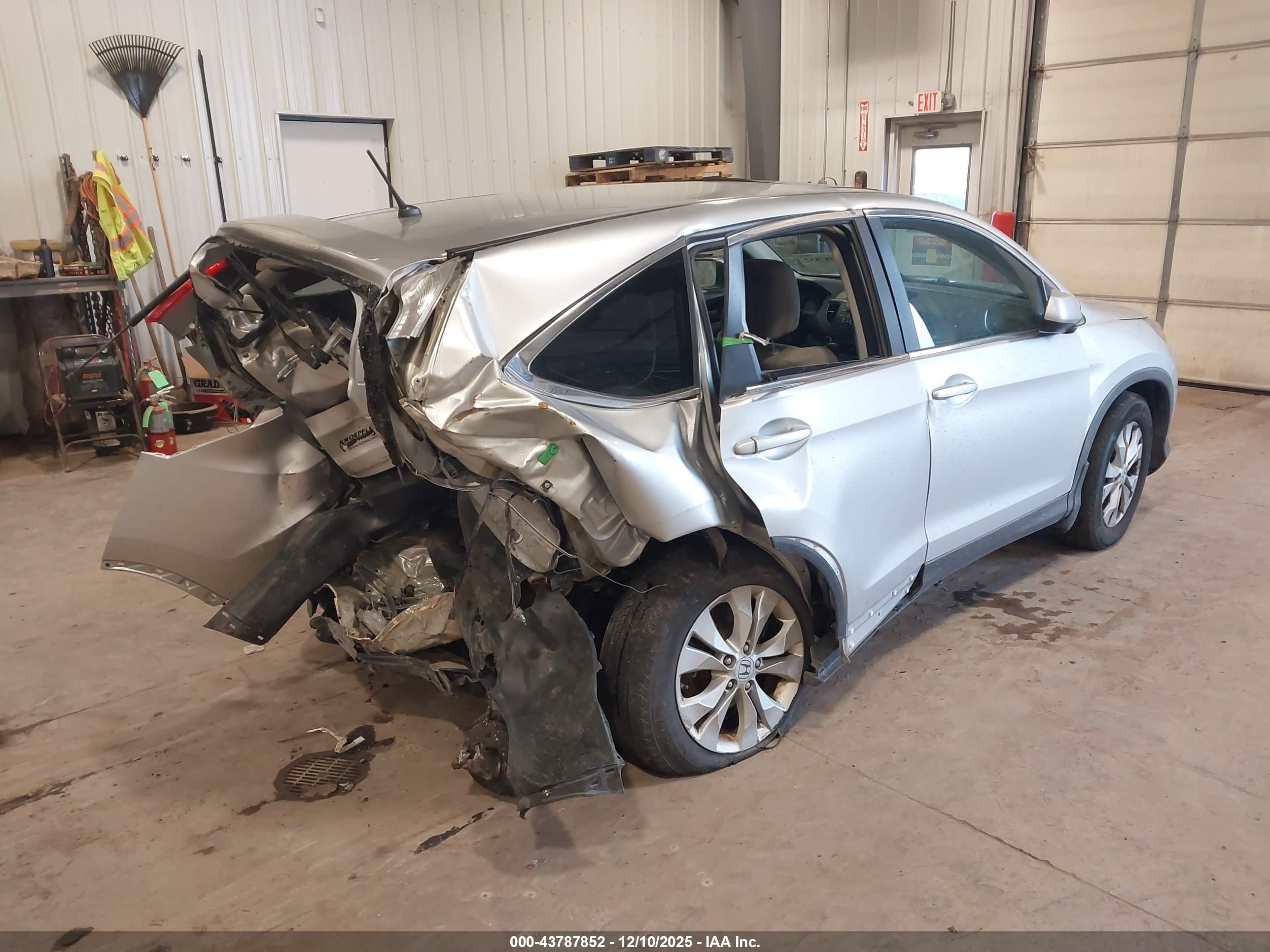 HONDA CR-V image 4