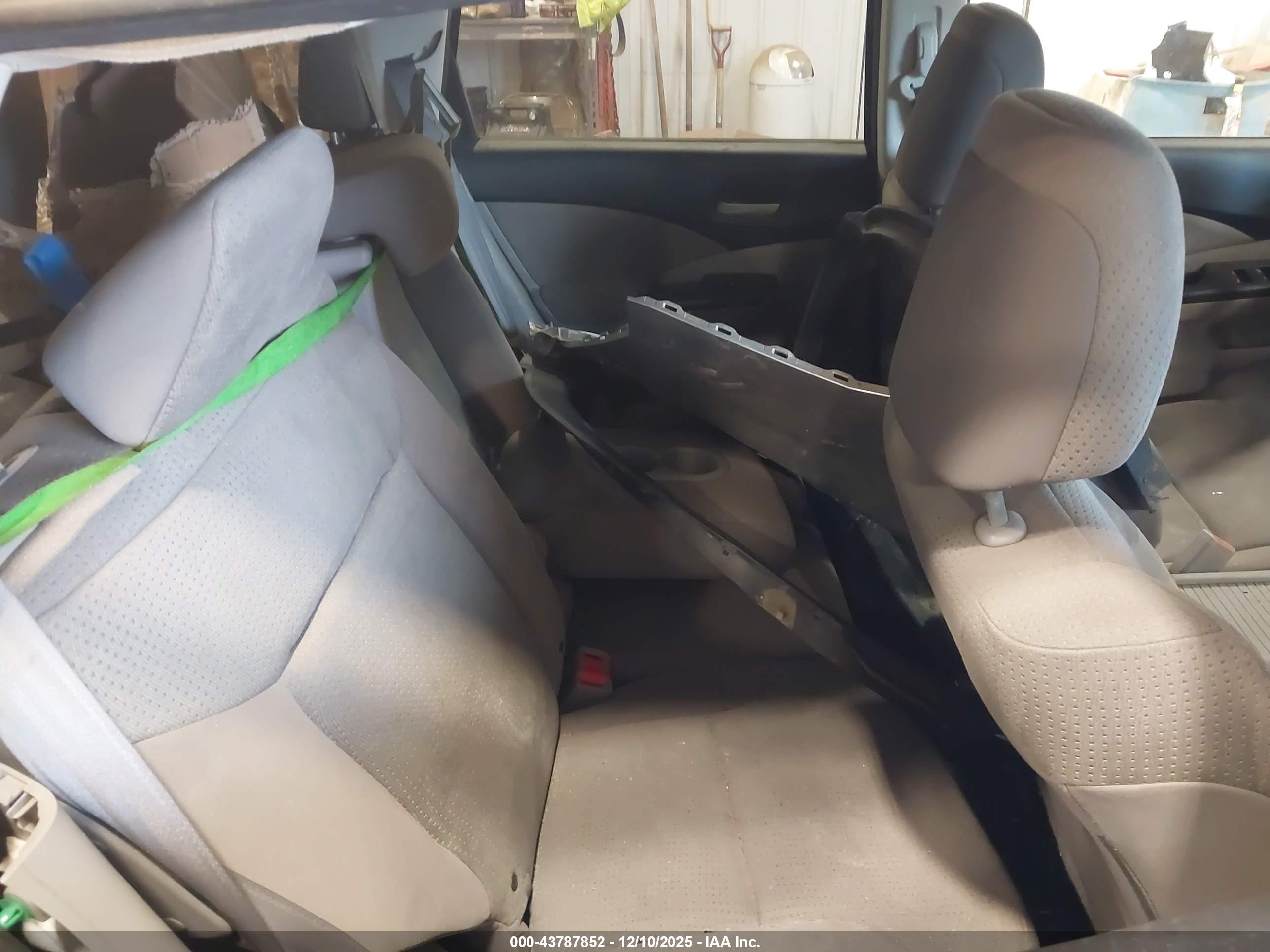 HONDA CR-V image 8