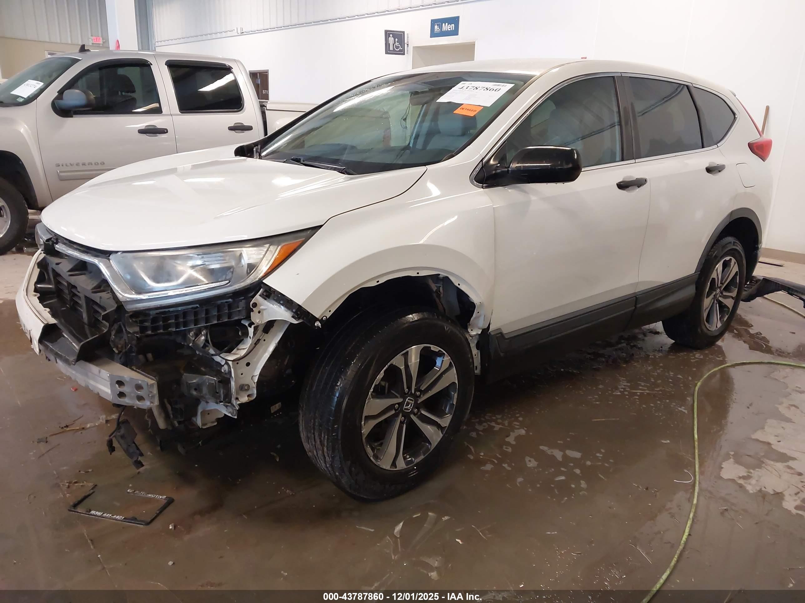 HONDA CR-V image 2