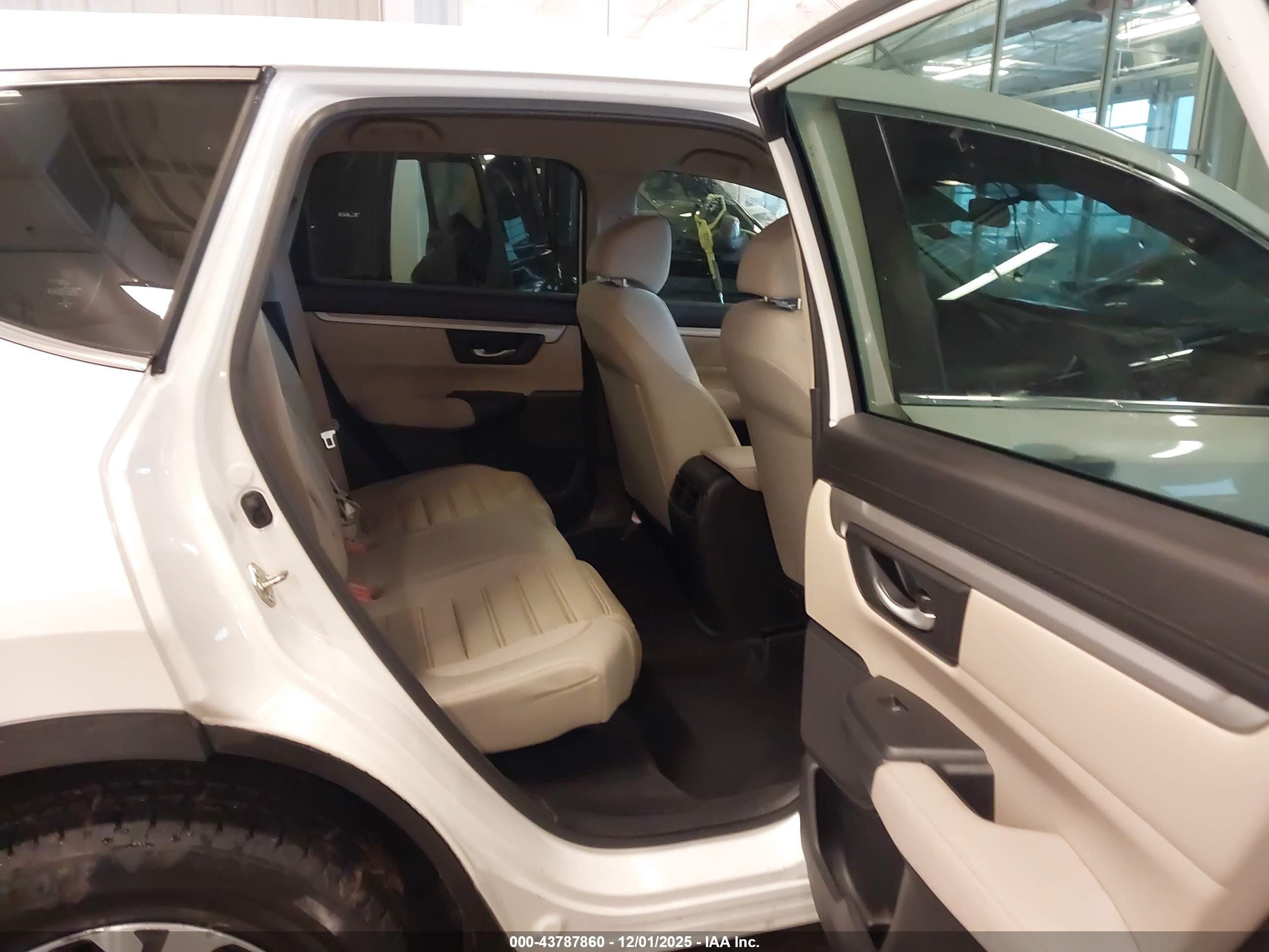 HONDA CR-V image 8