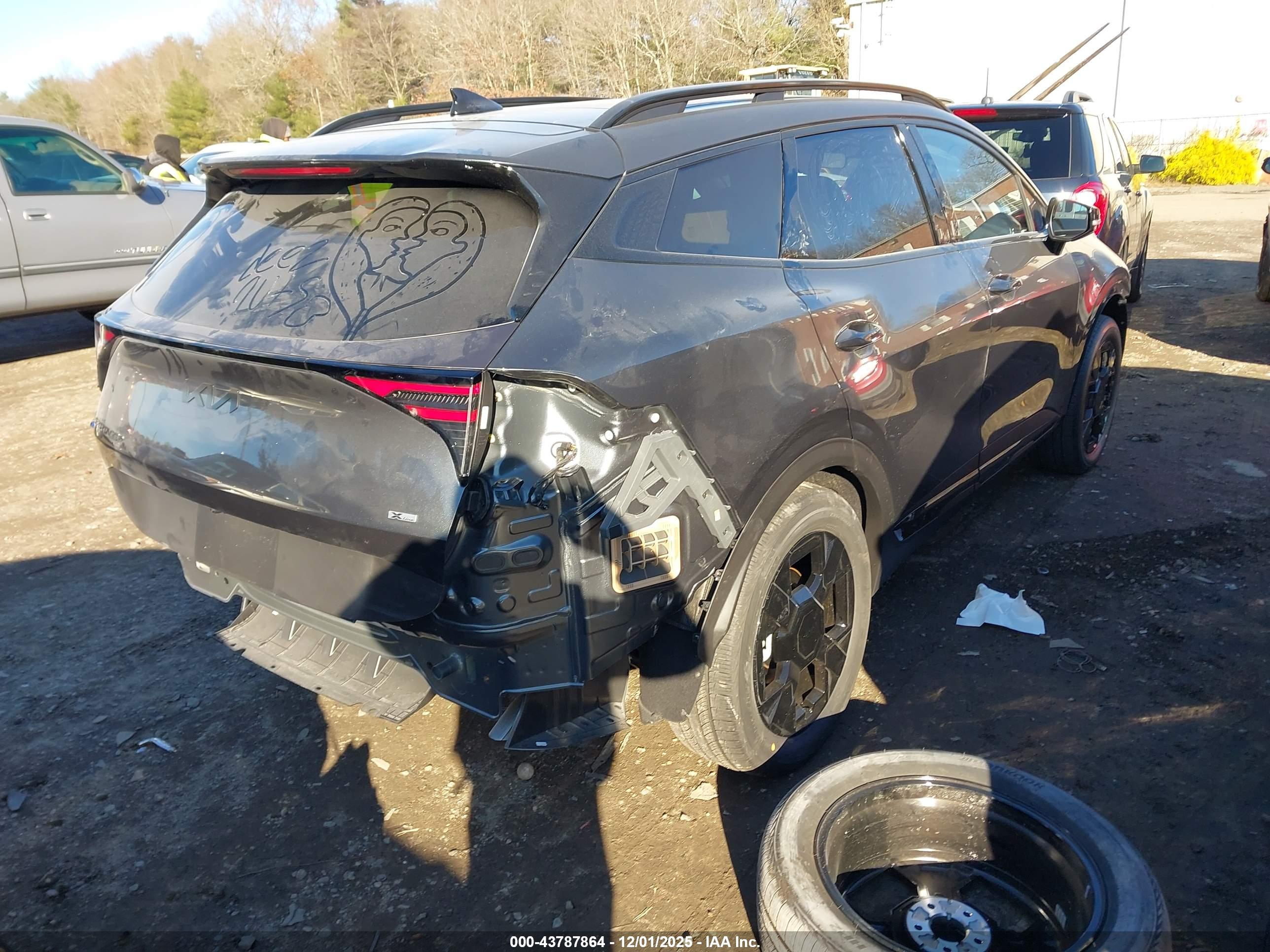 KIA SPORTAGE image 4