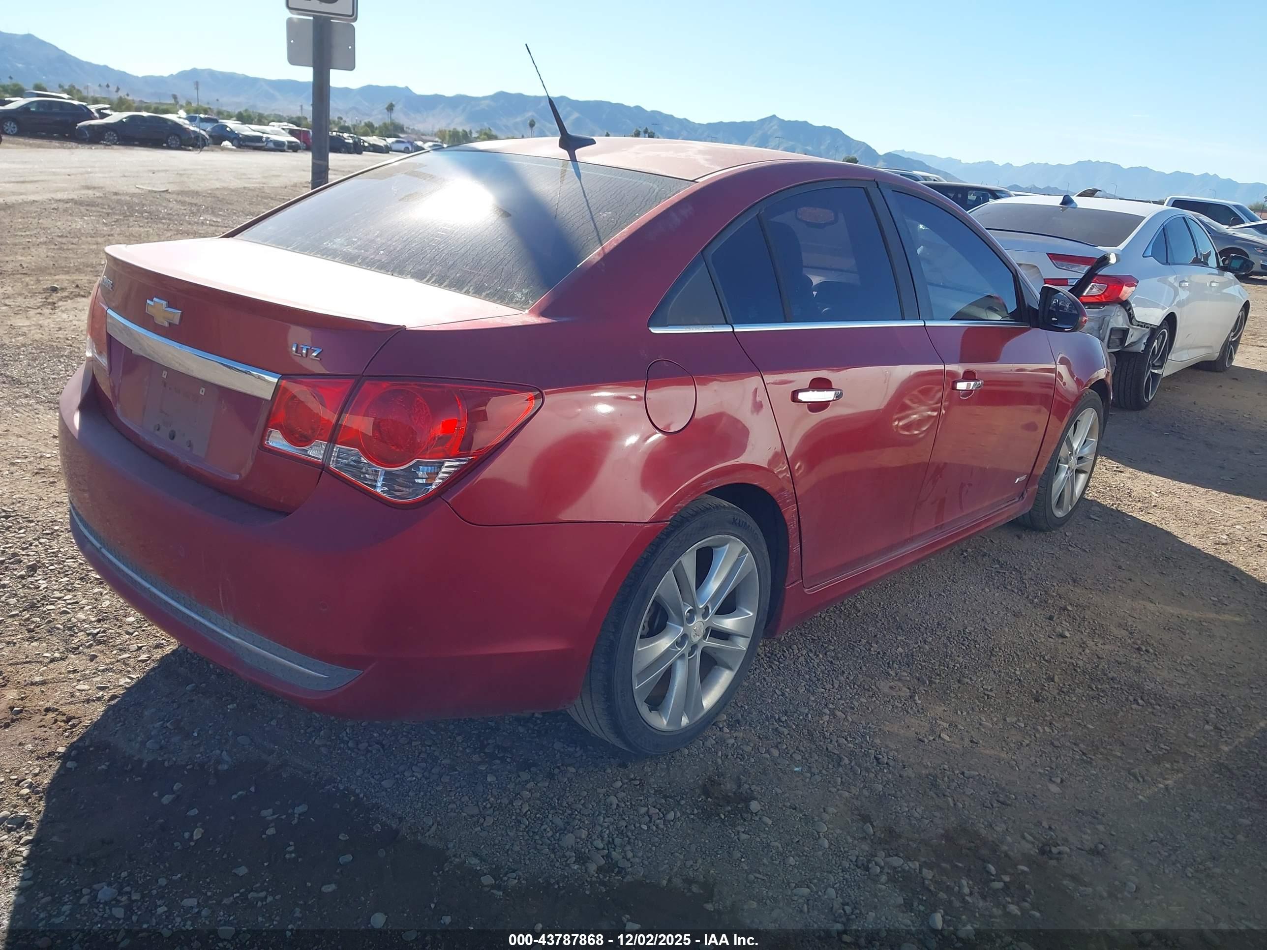 CHEVROLET CRUZE image 4