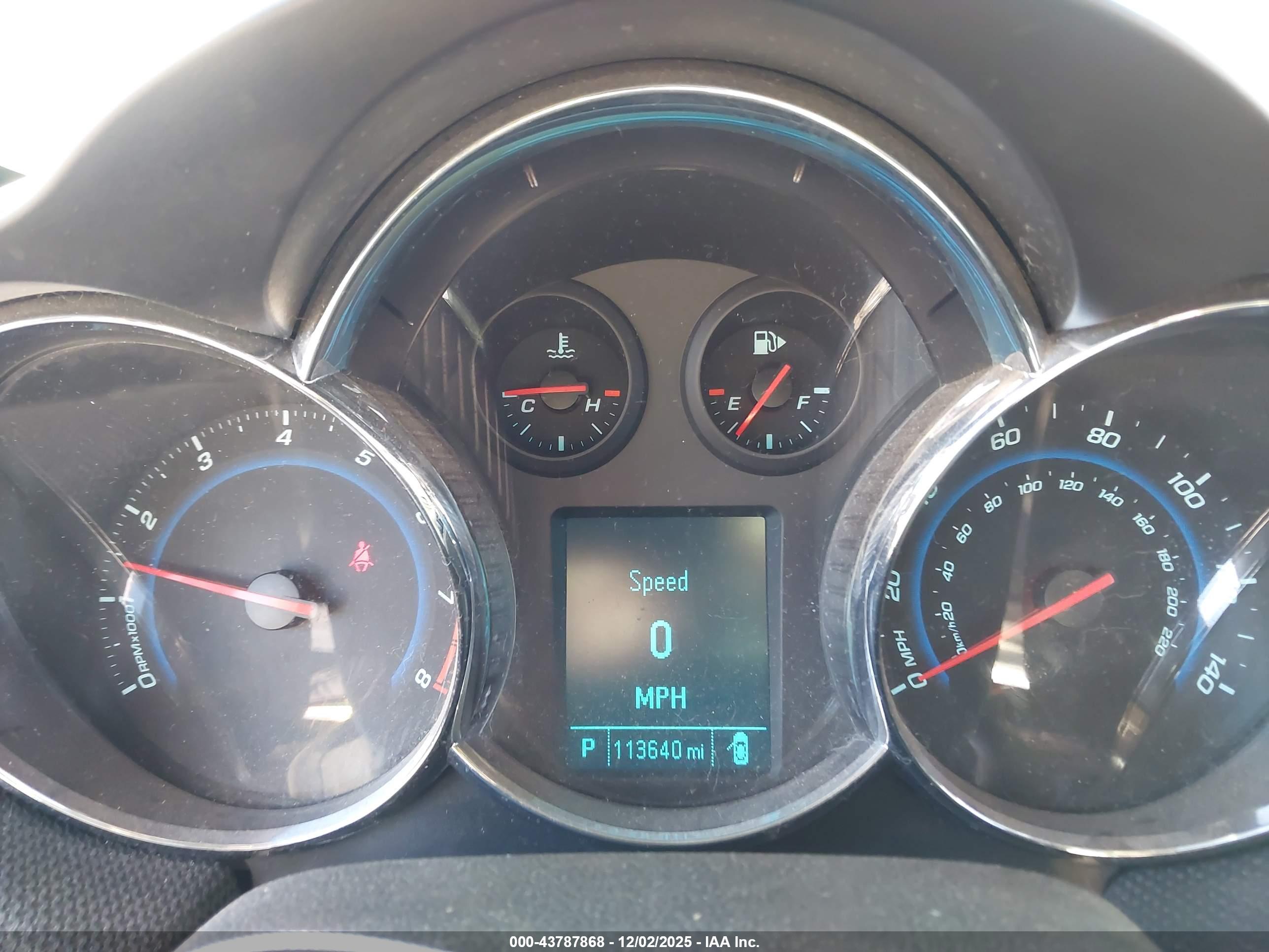 CHEVROLET CRUZE image 7