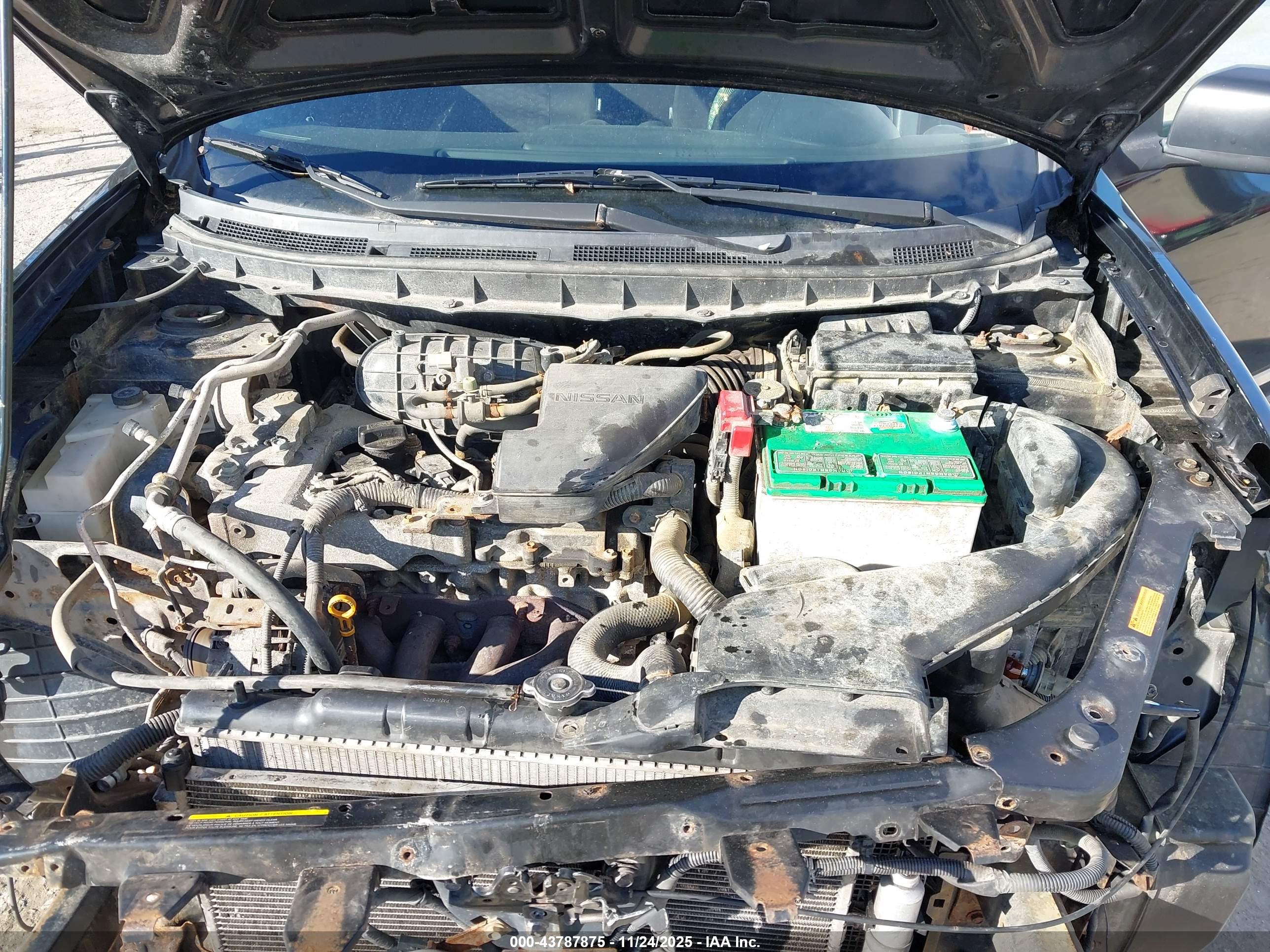 NISSAN ROGUE image 10