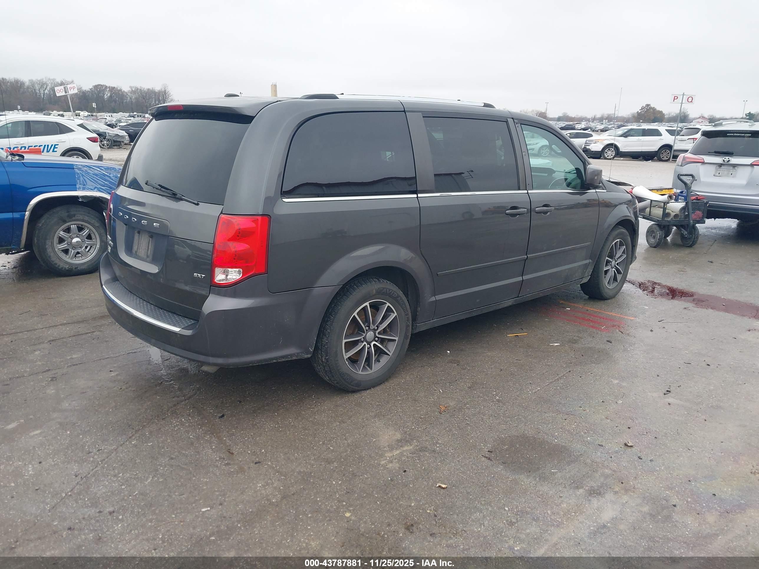 DODGE GRAND image 4