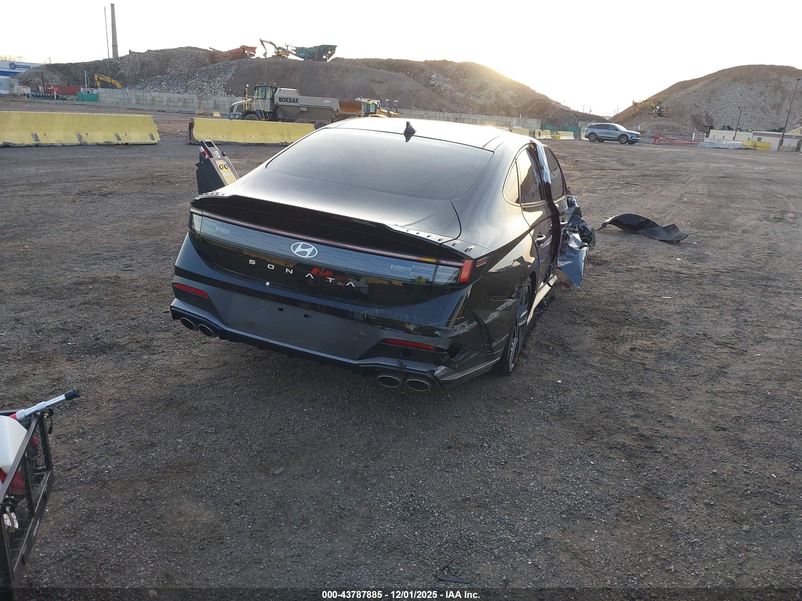HYUNDAI SONATA image 4