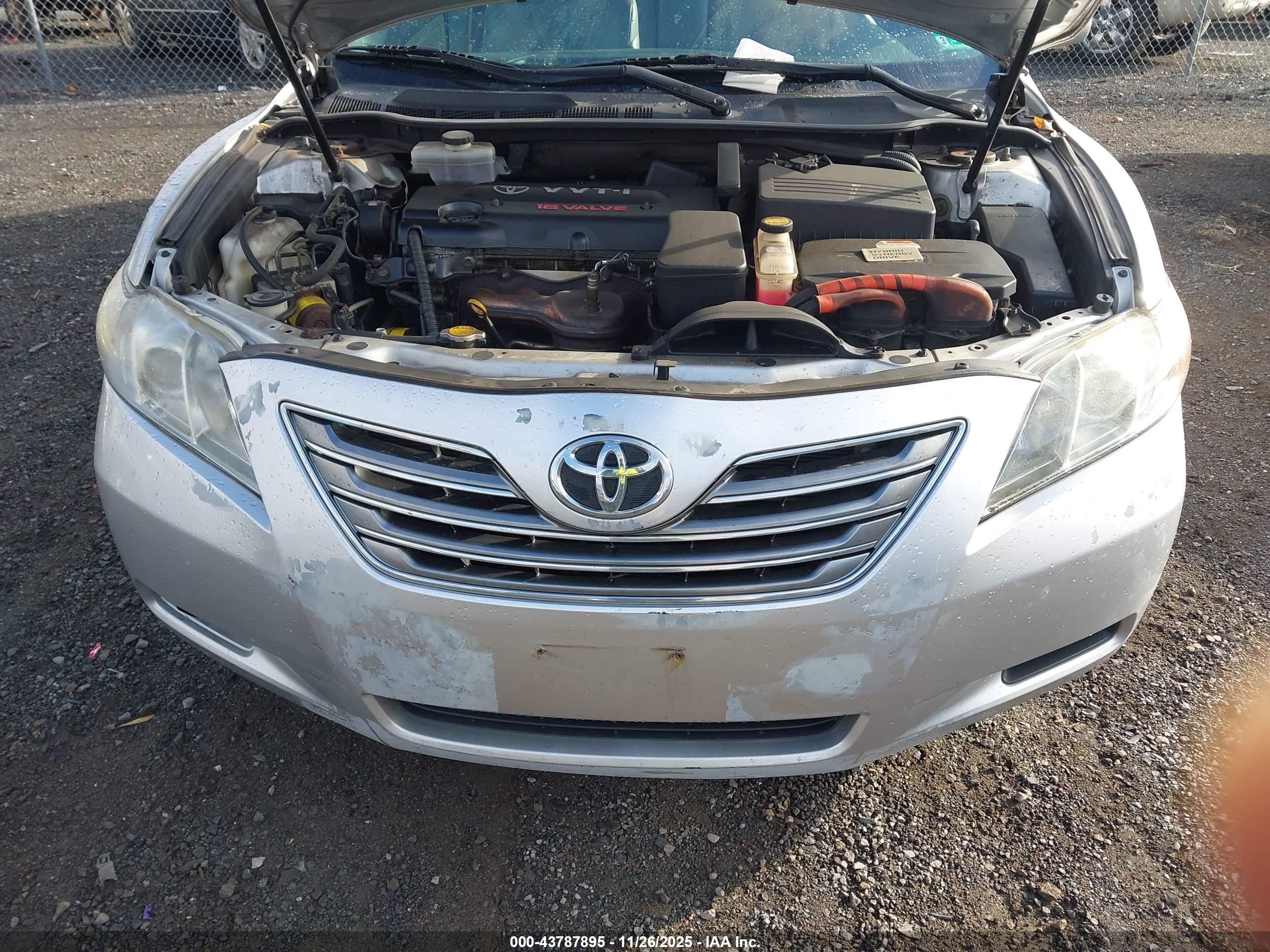 TOYOTA CAMRY image 6