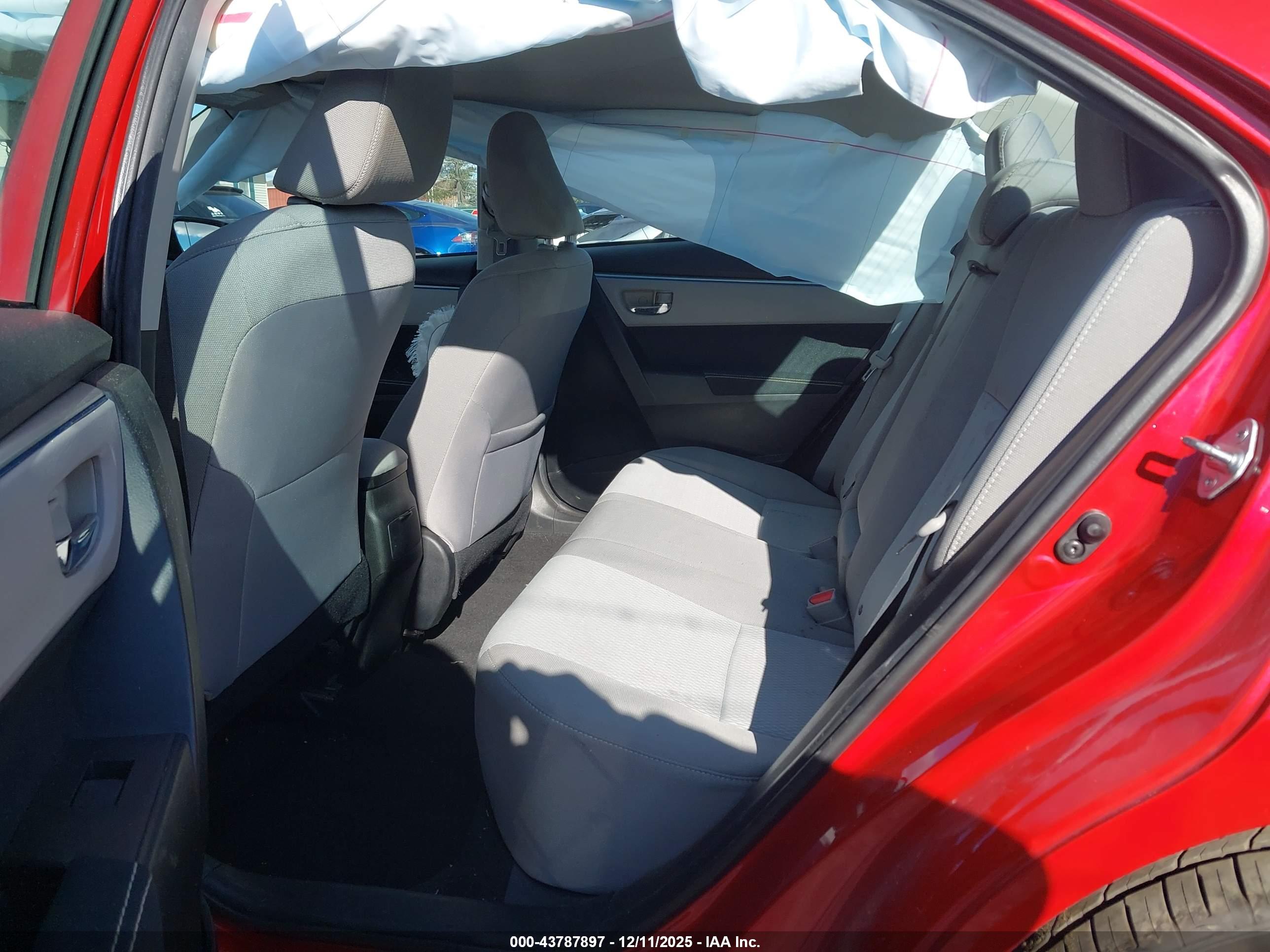 TOYOTA COROLLA image 8