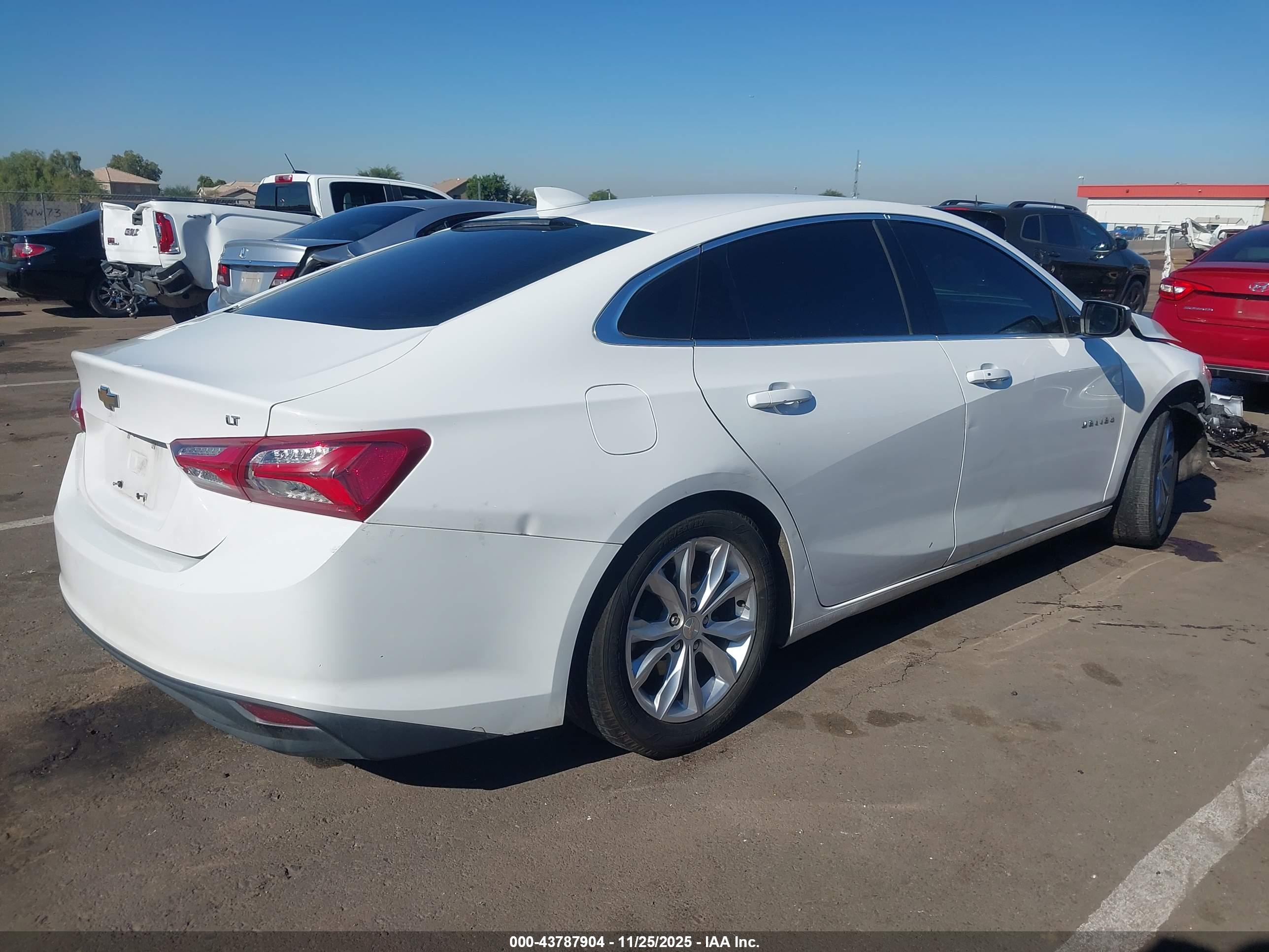 CHEVROLET MALIBU image 4