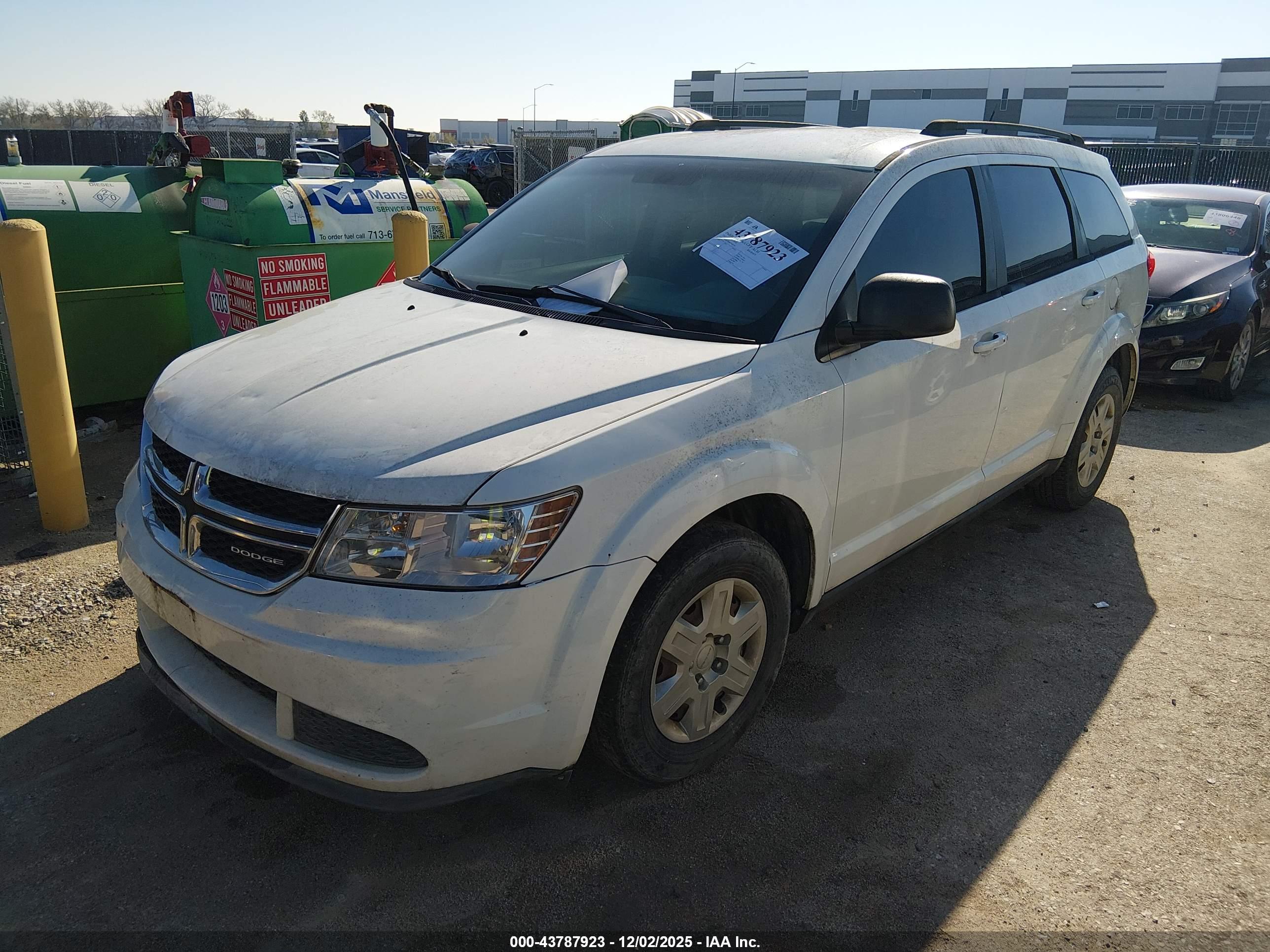 DODGE JOURNEY image 2
