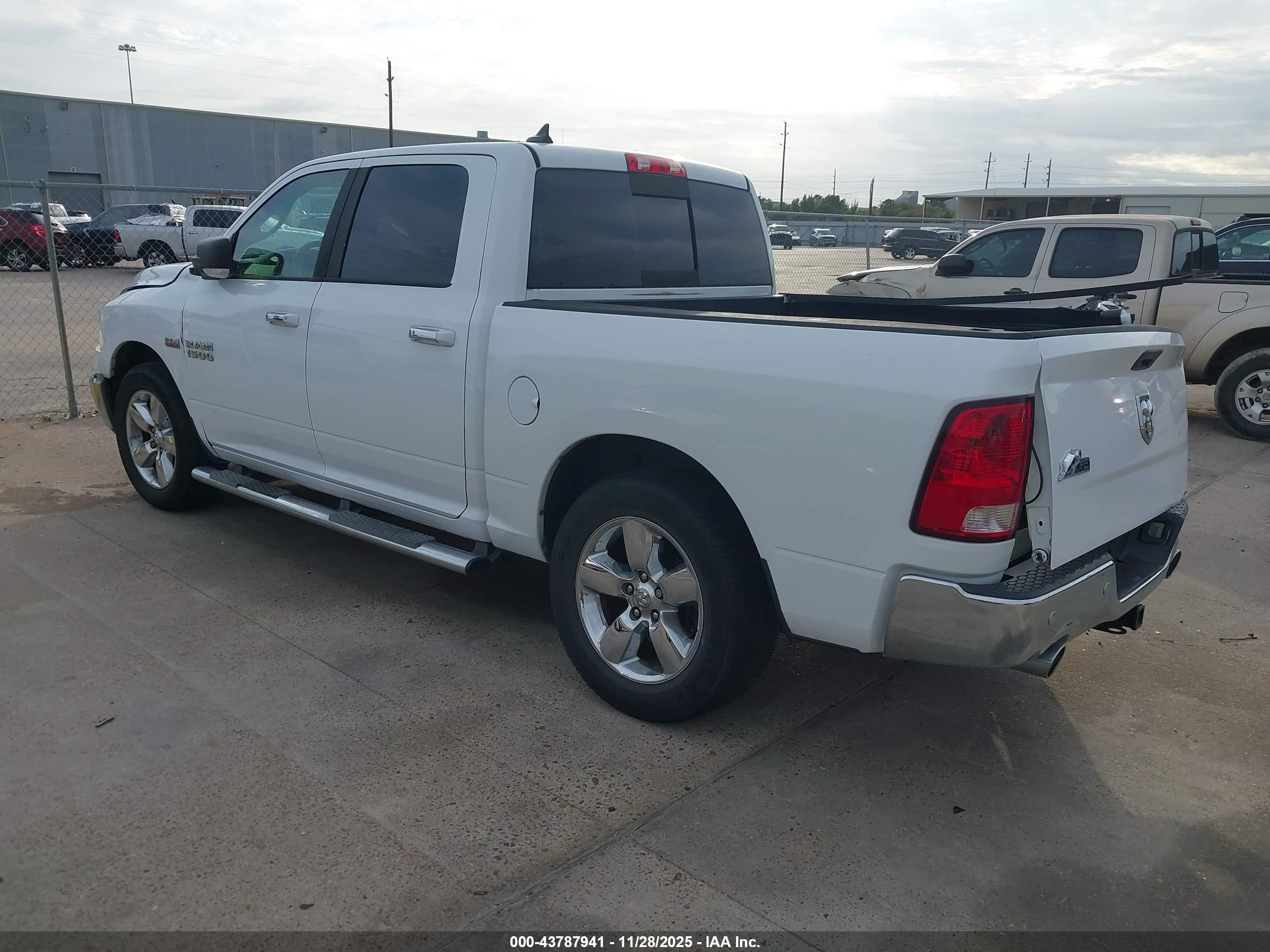 RAM 1500 image 3