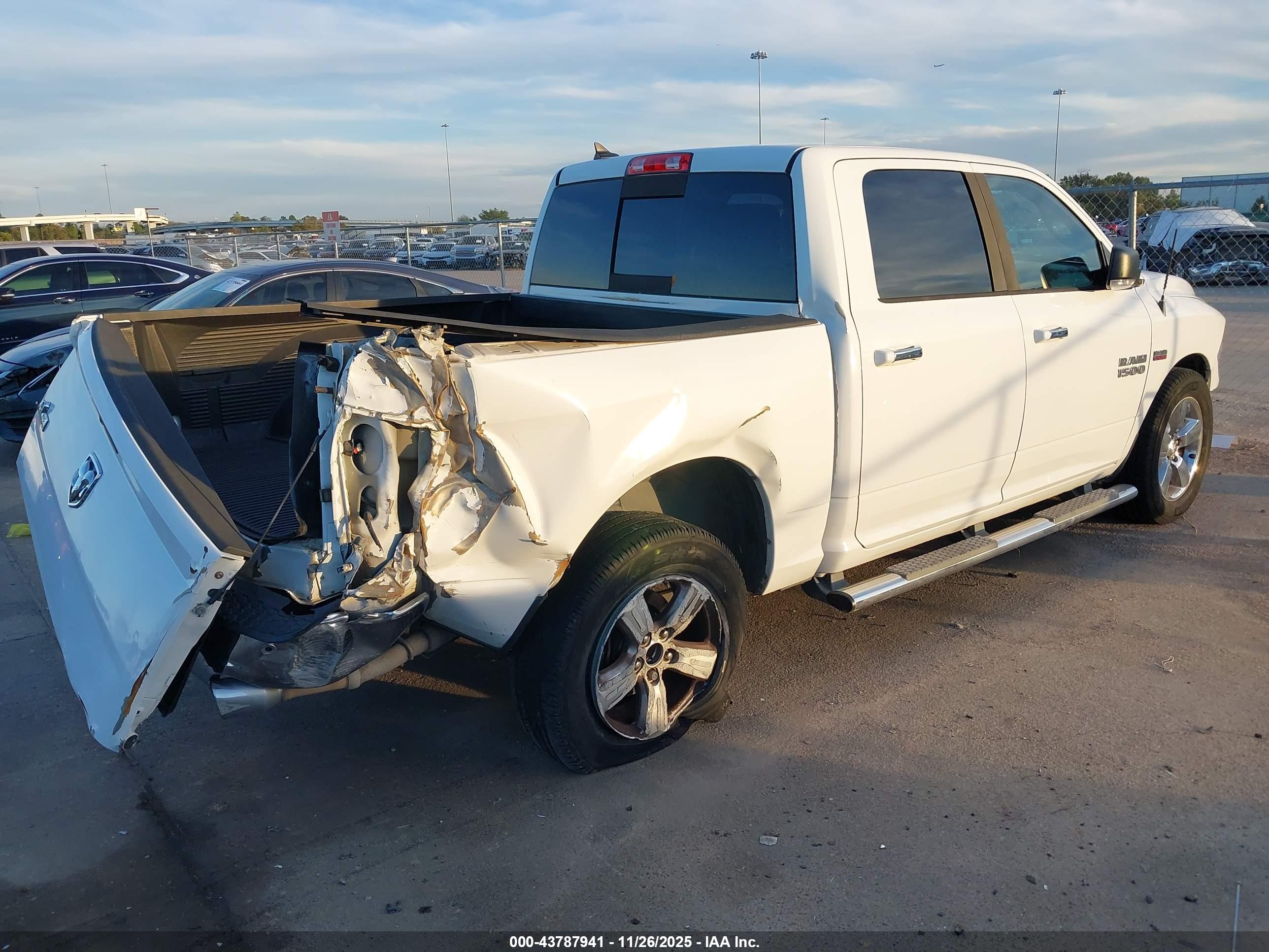 RAM 1500 image 4
