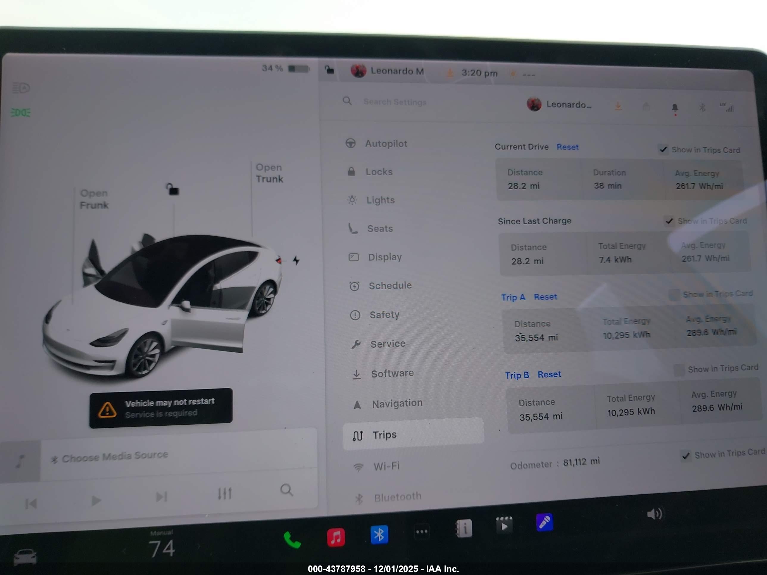 TESLA MODEL image 7