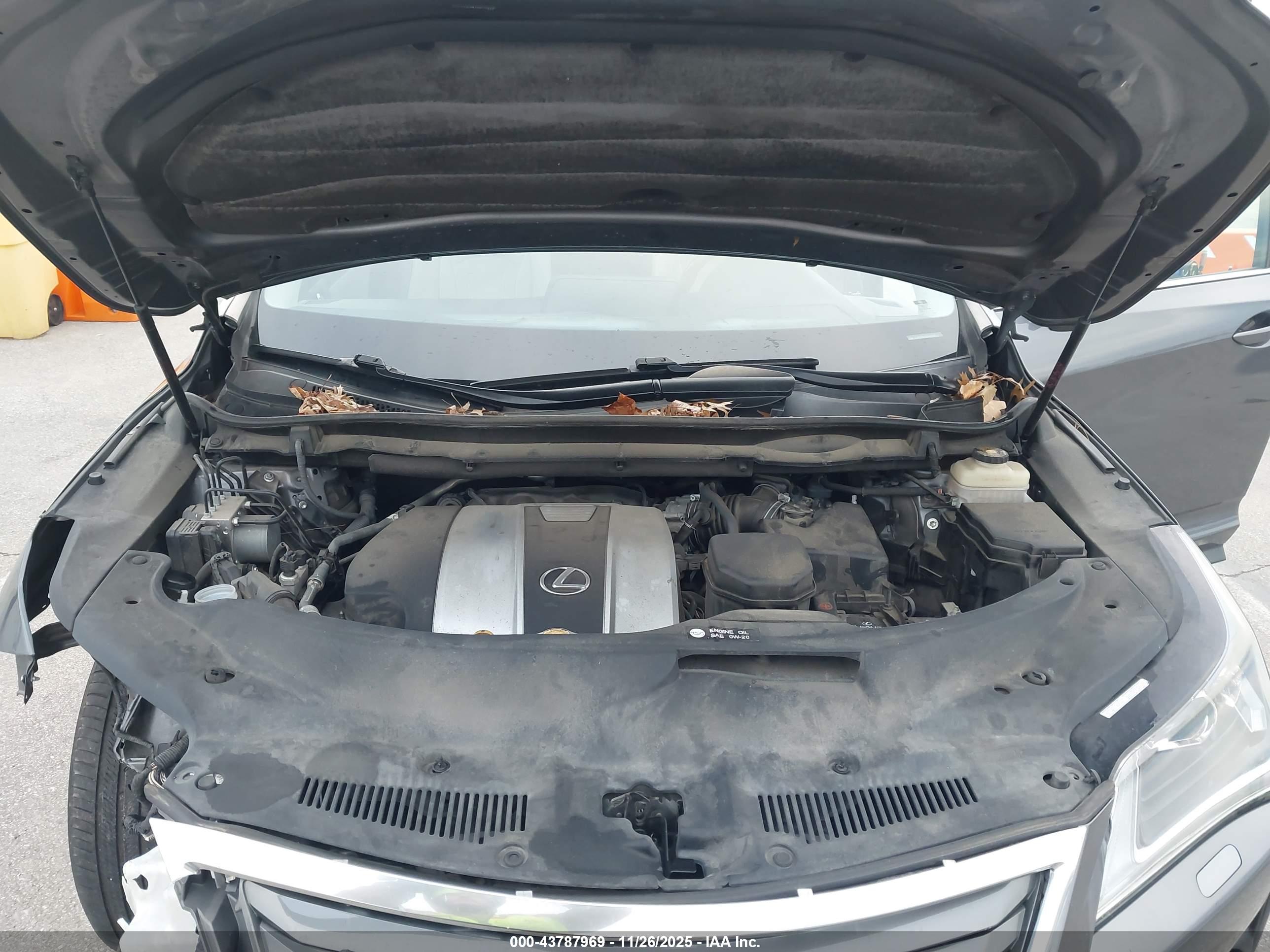 LEXUS RX image 10