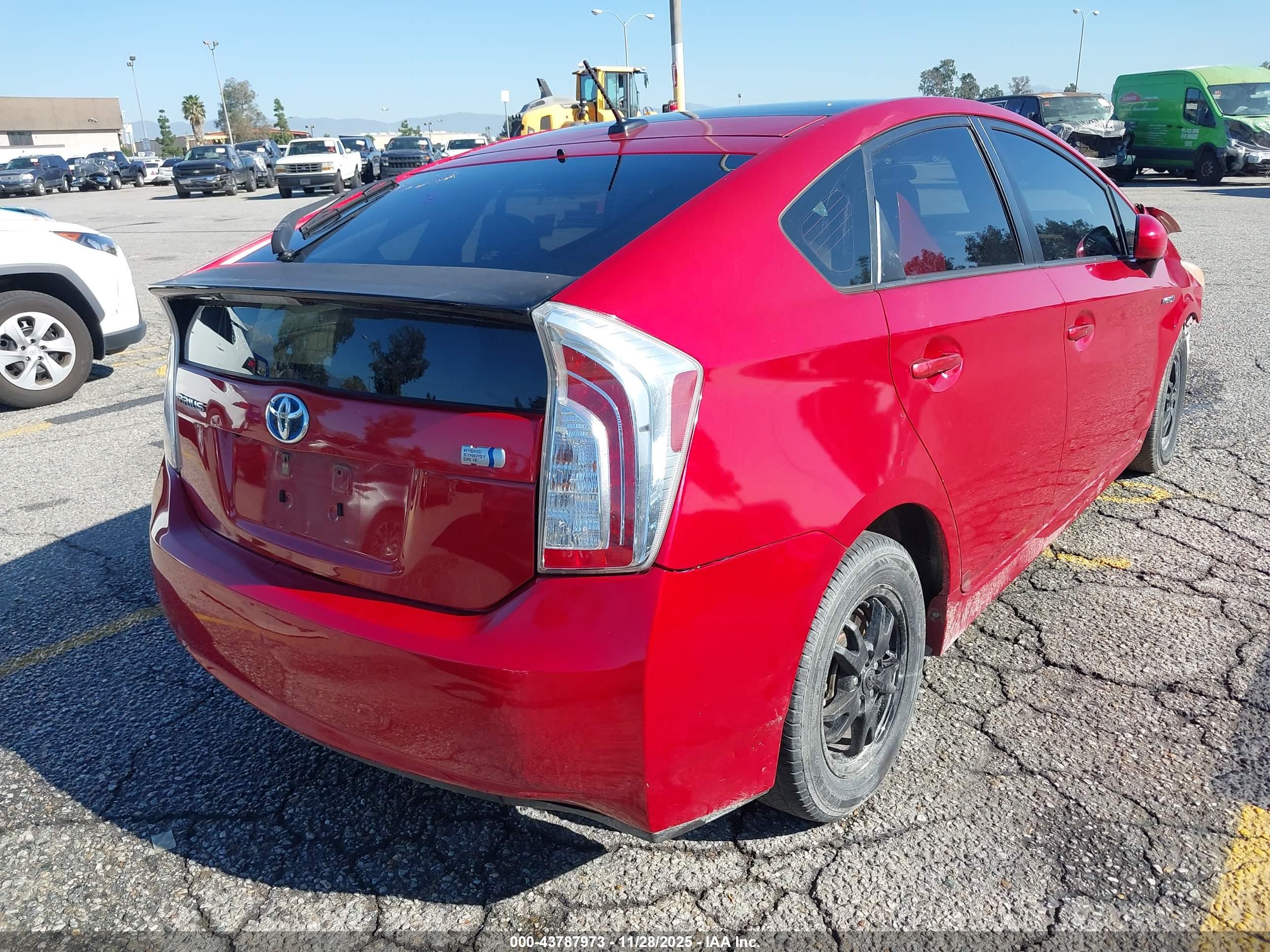 TOYOTA PRIUS image 4
