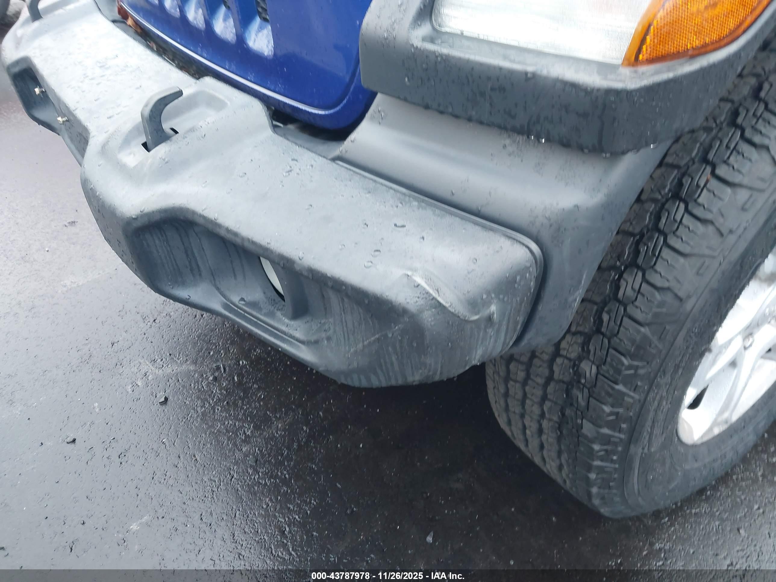 JEEP WRANGLER image 6