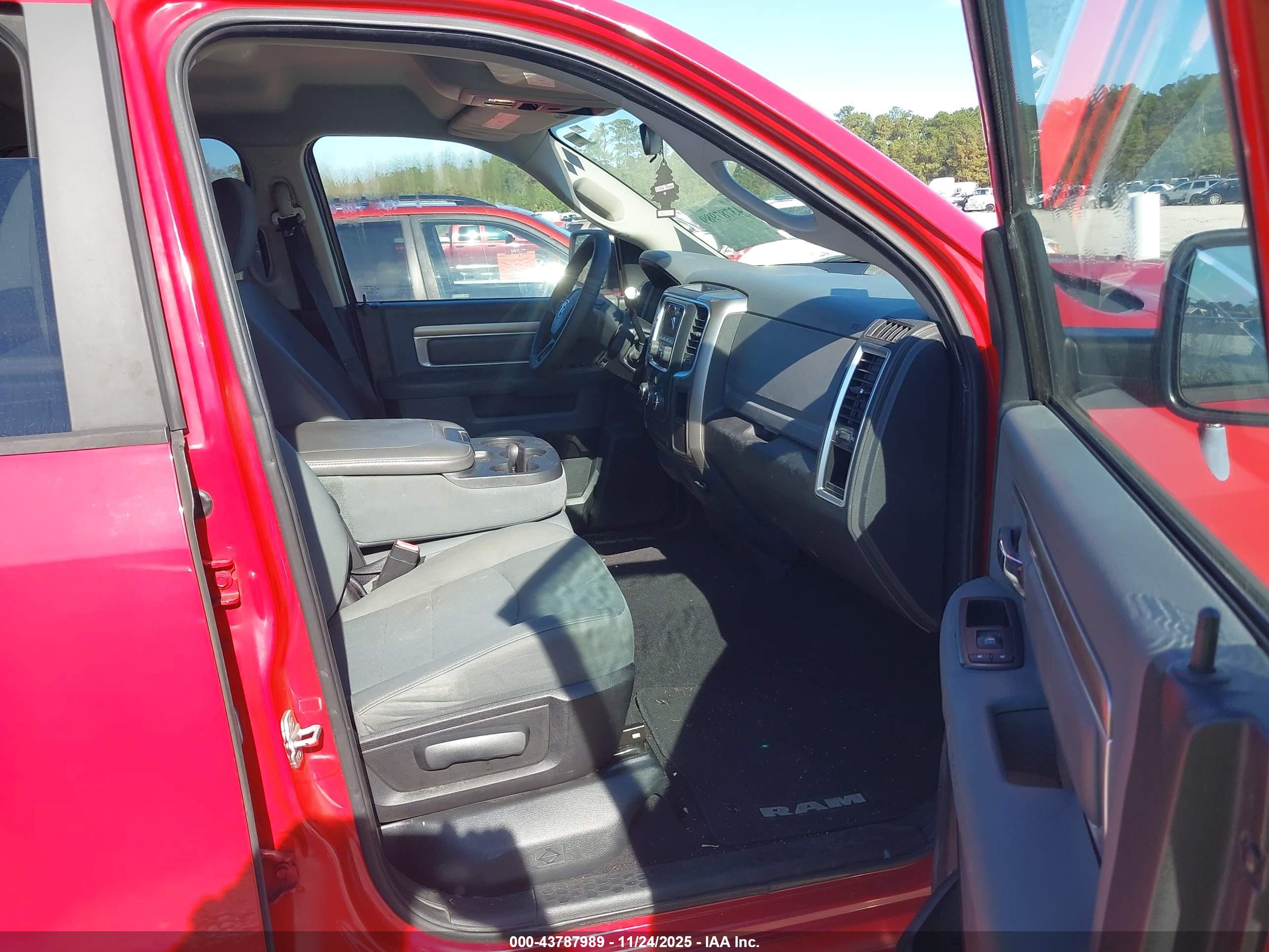 RAM 1500 image 5