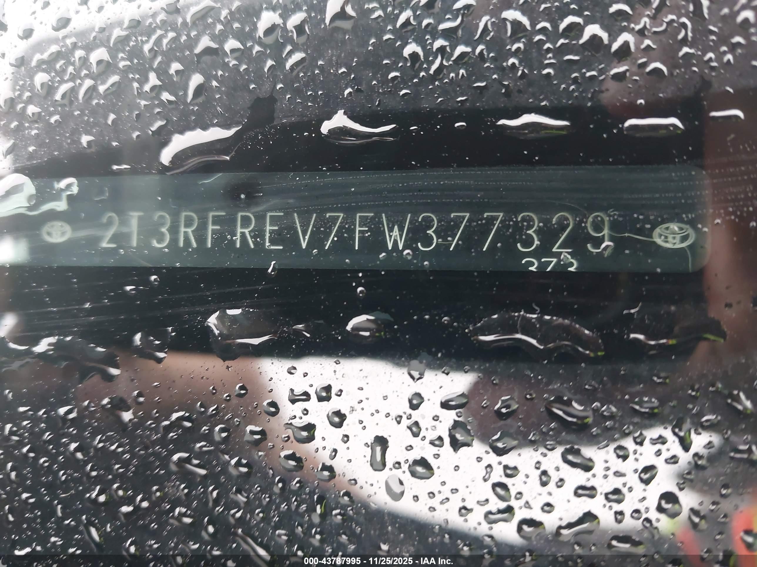 TOYOTA RAV4 image 9