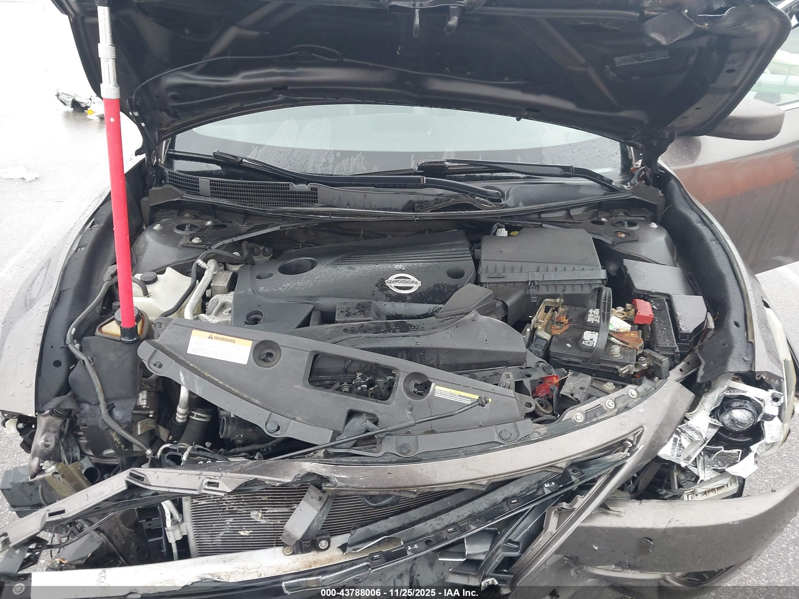 NISSAN ALTIMA image 10