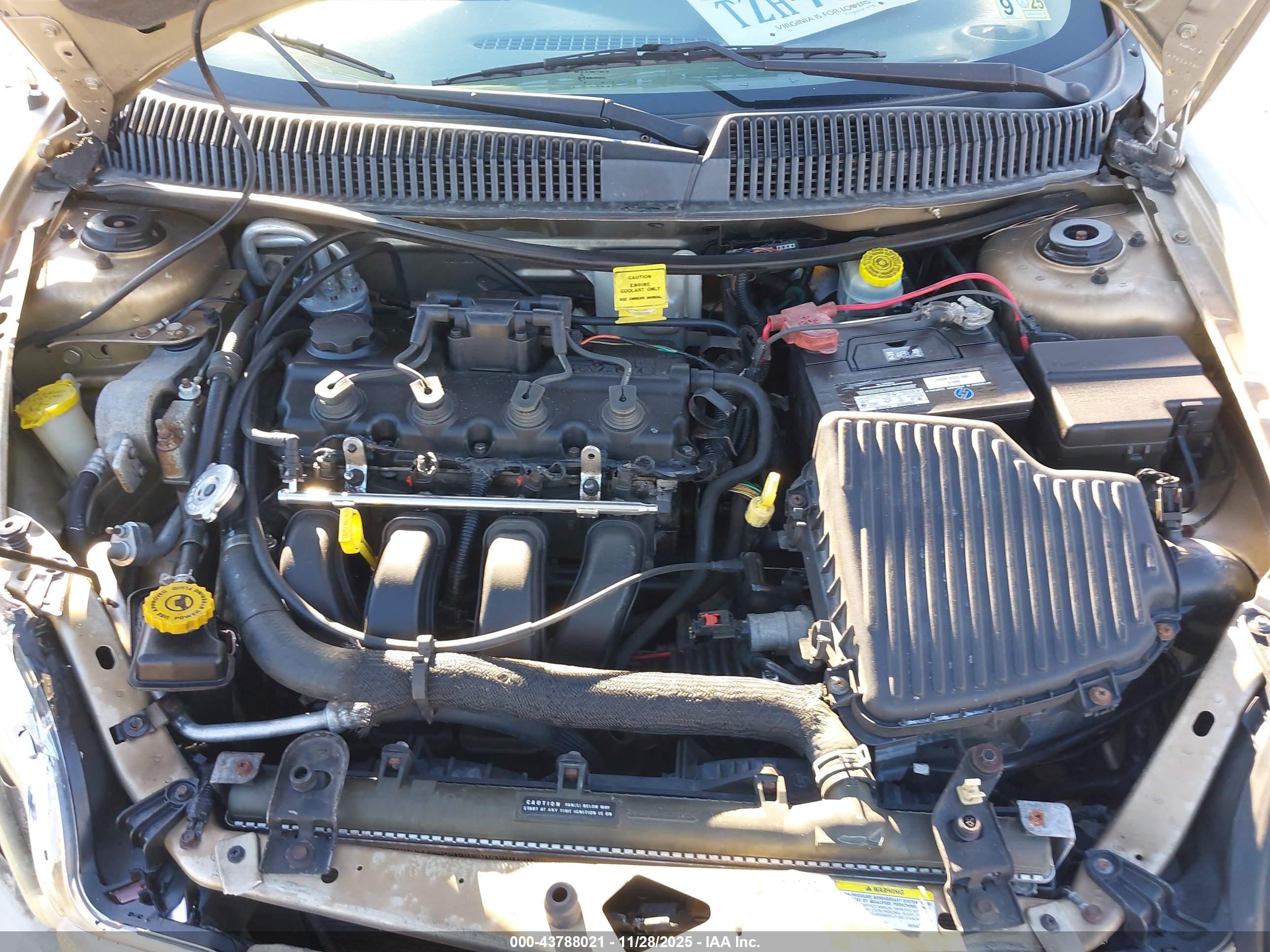 DODGE NEON image 10