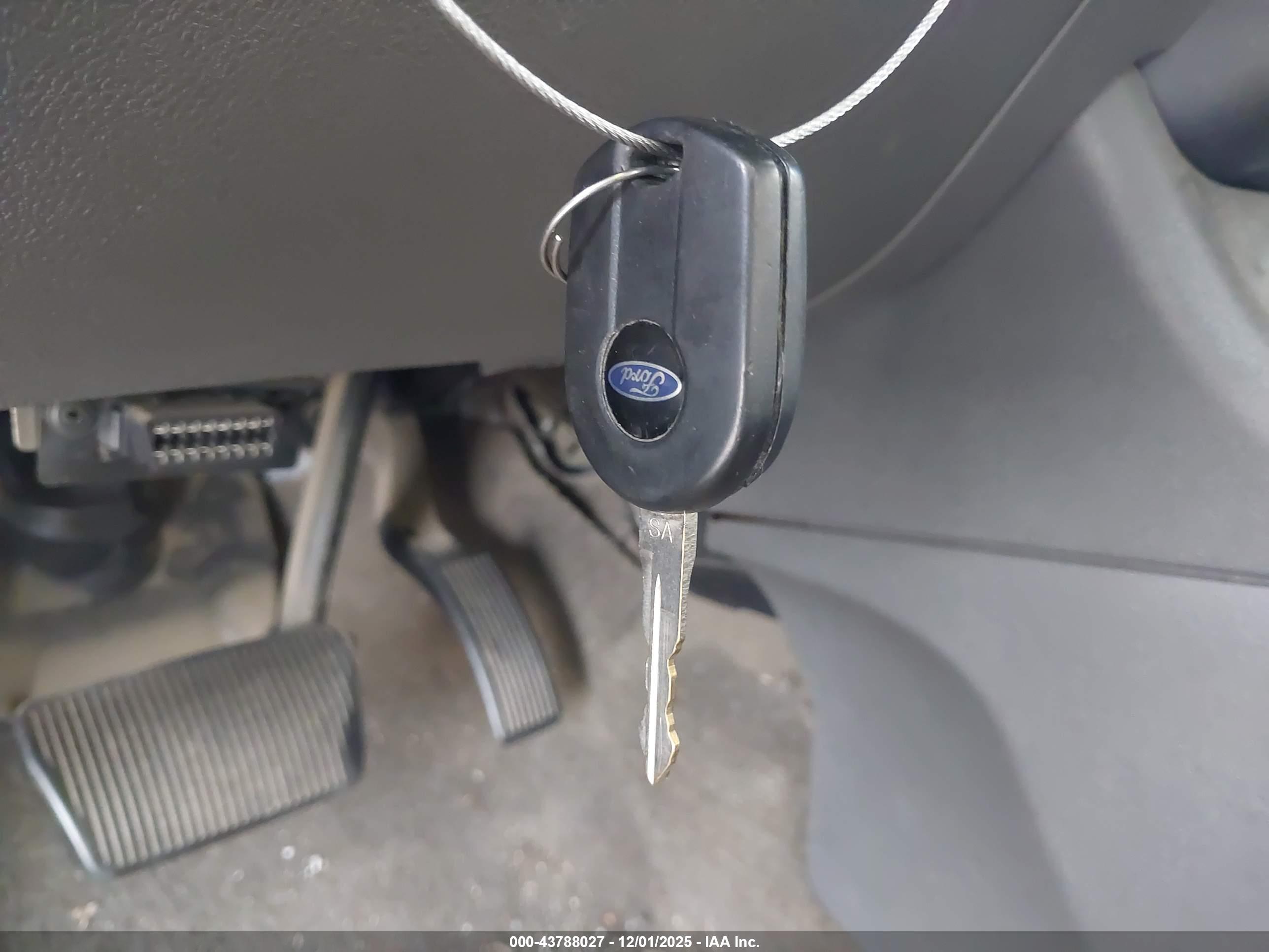 FORD EDGE image 11
