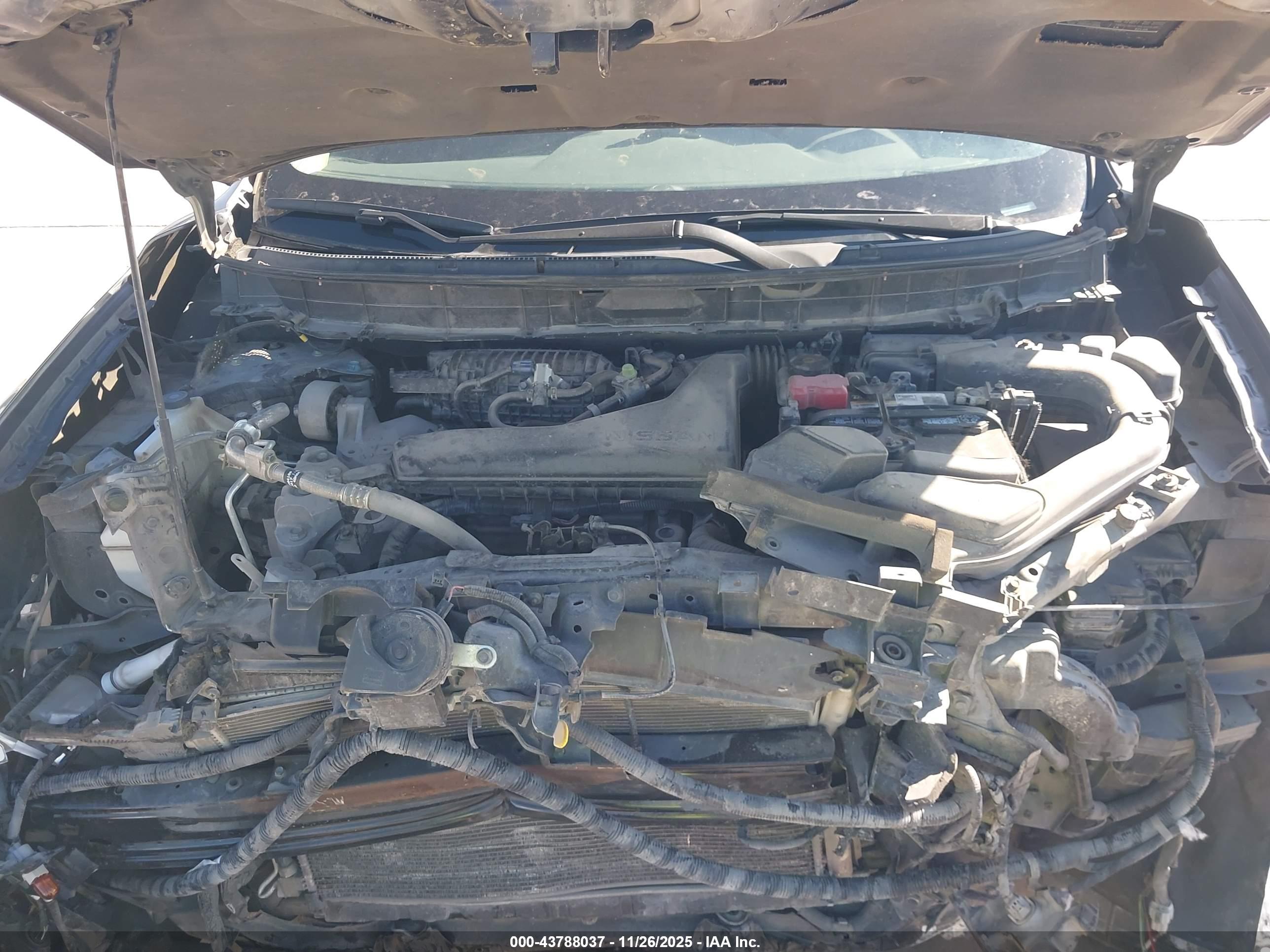 NISSAN ROGUE image 10