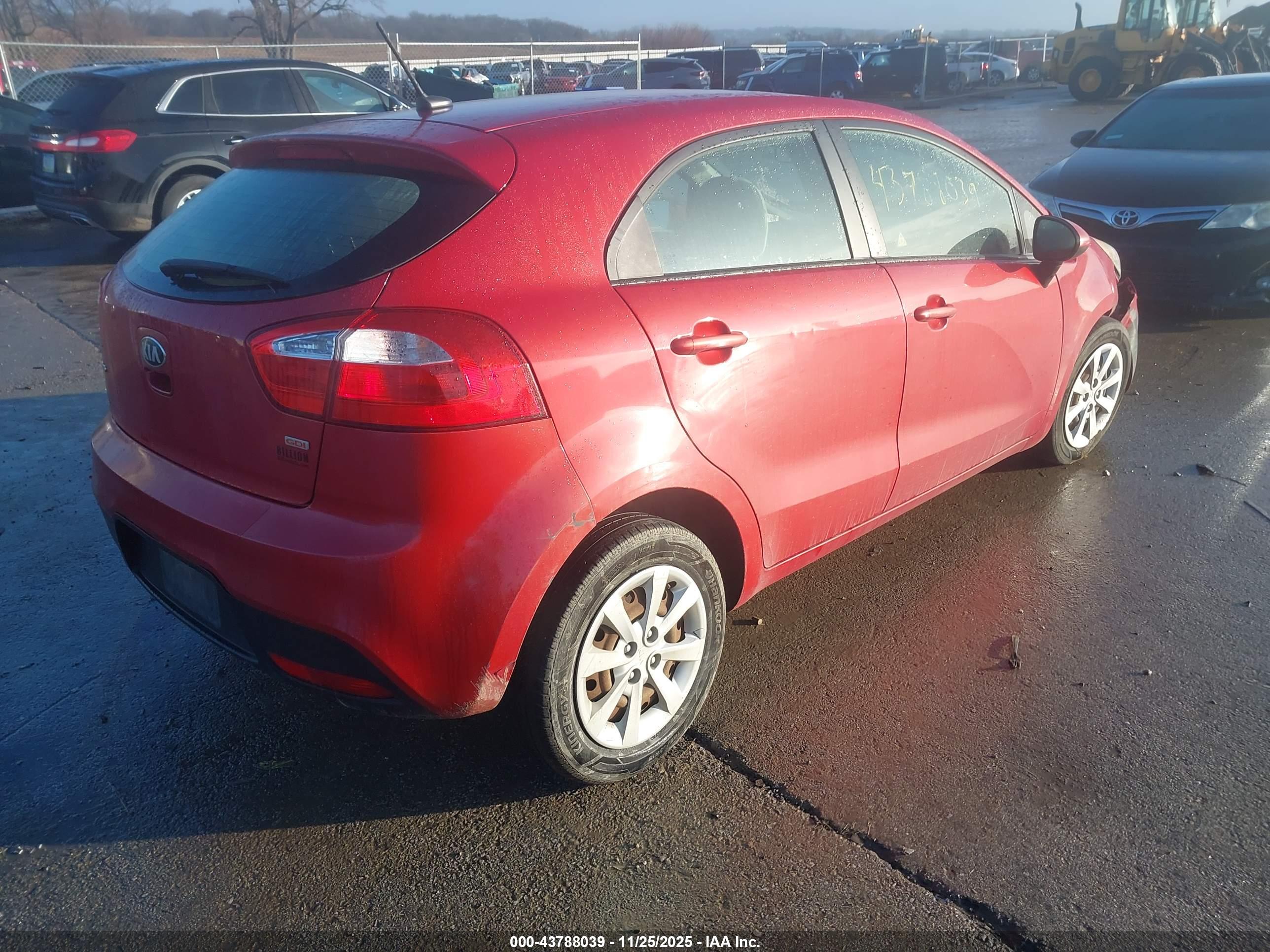 KIA RIO image 4