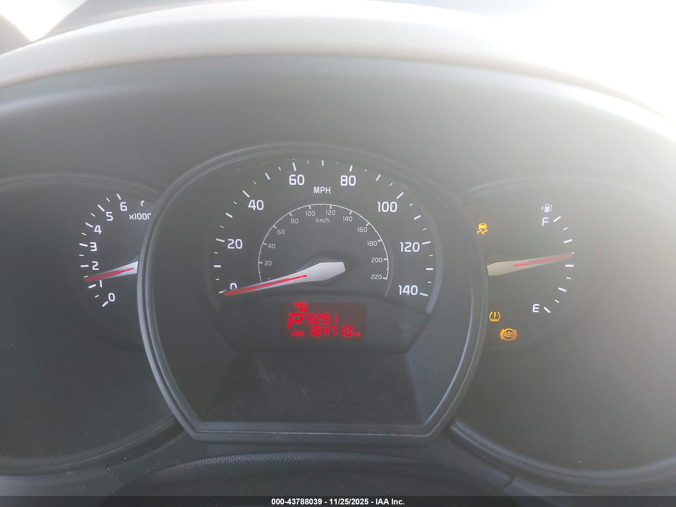 KIA RIO image 7