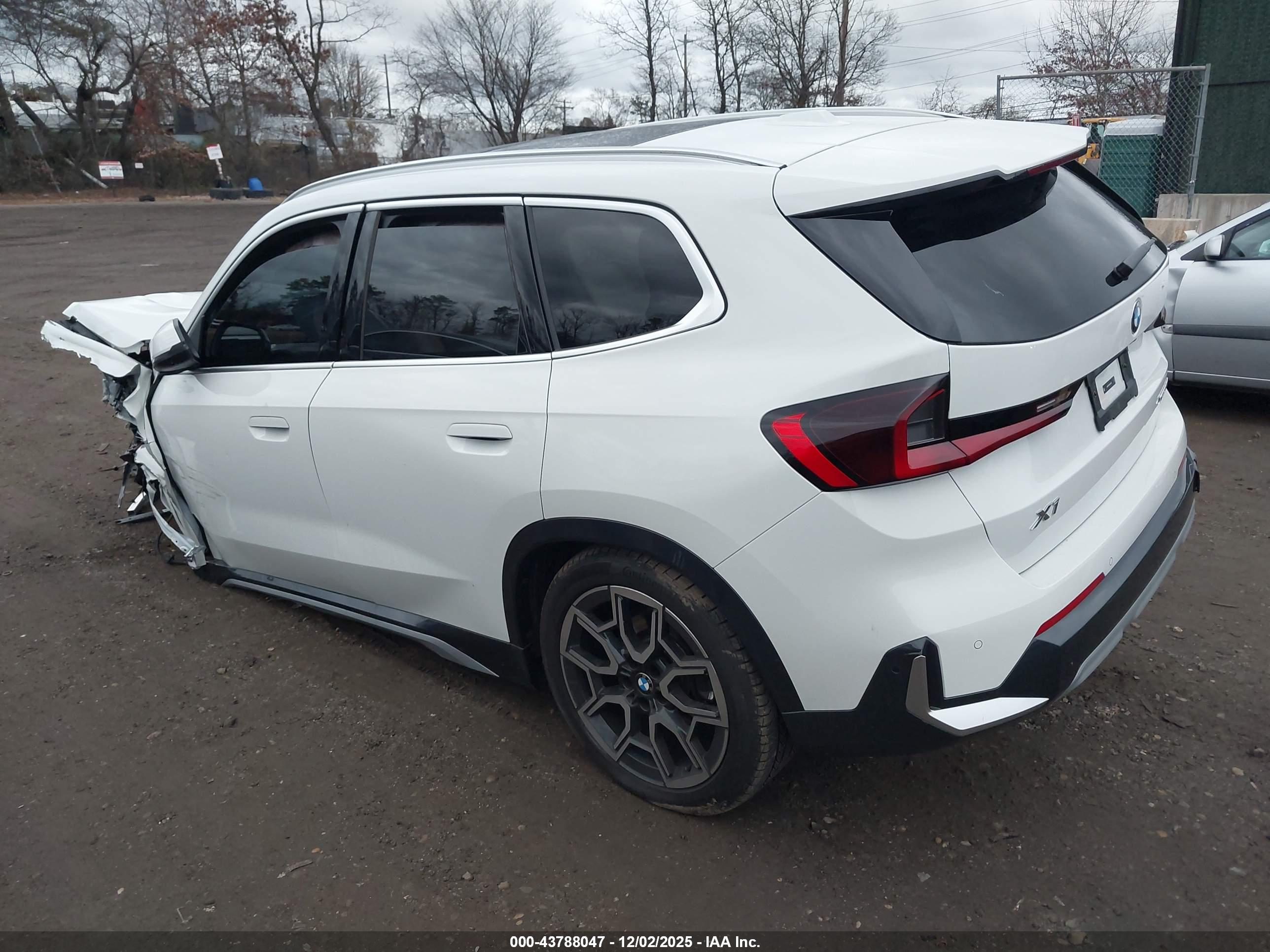 BMW X1 image 3