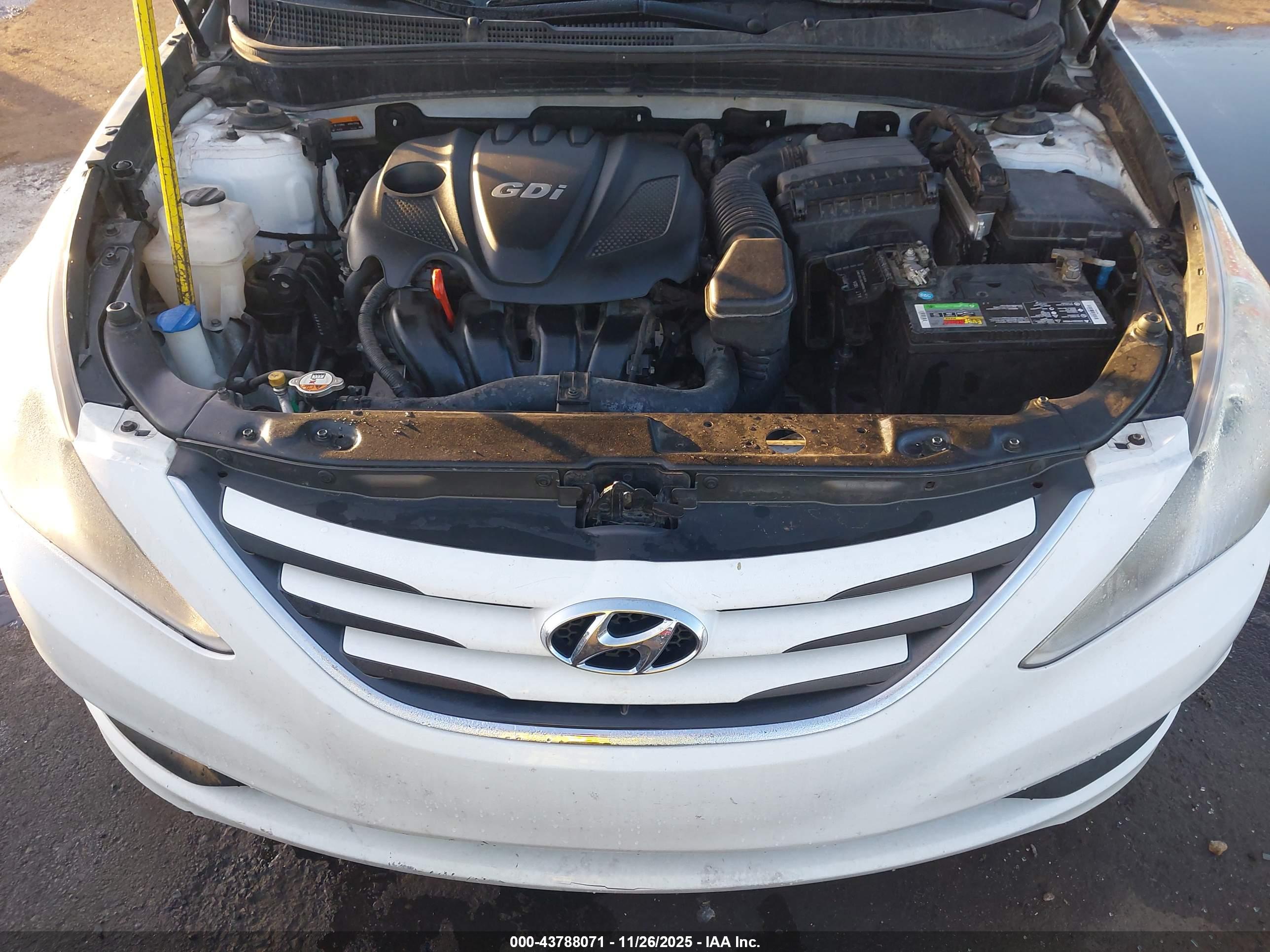 HYUNDAI SONATA image 10
