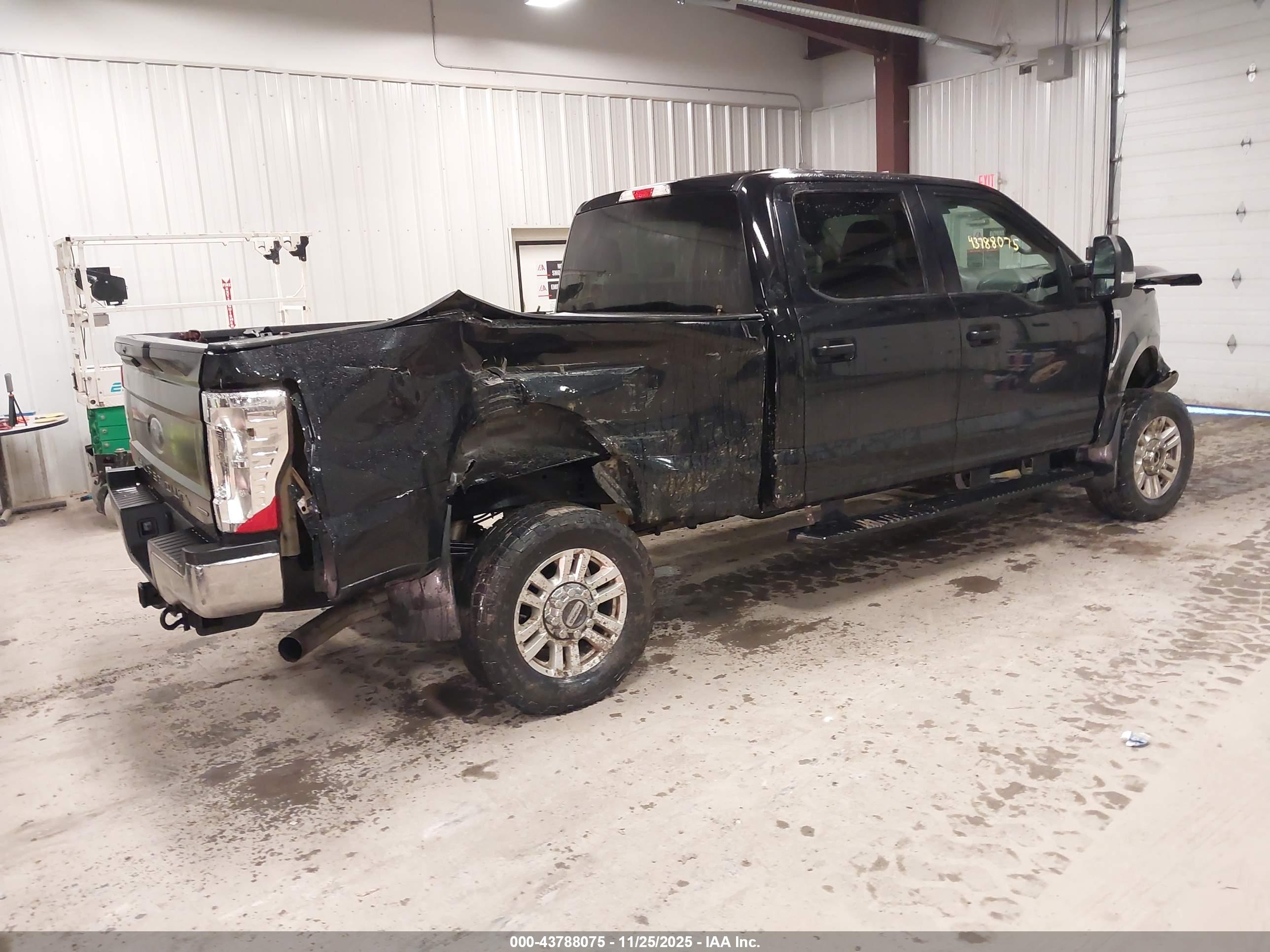 FORD F-250 image 4