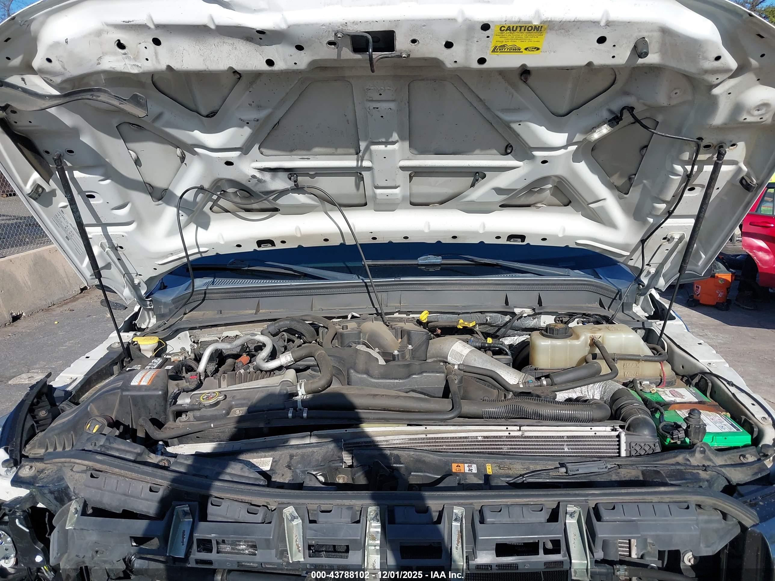 FORD F-250 image 10