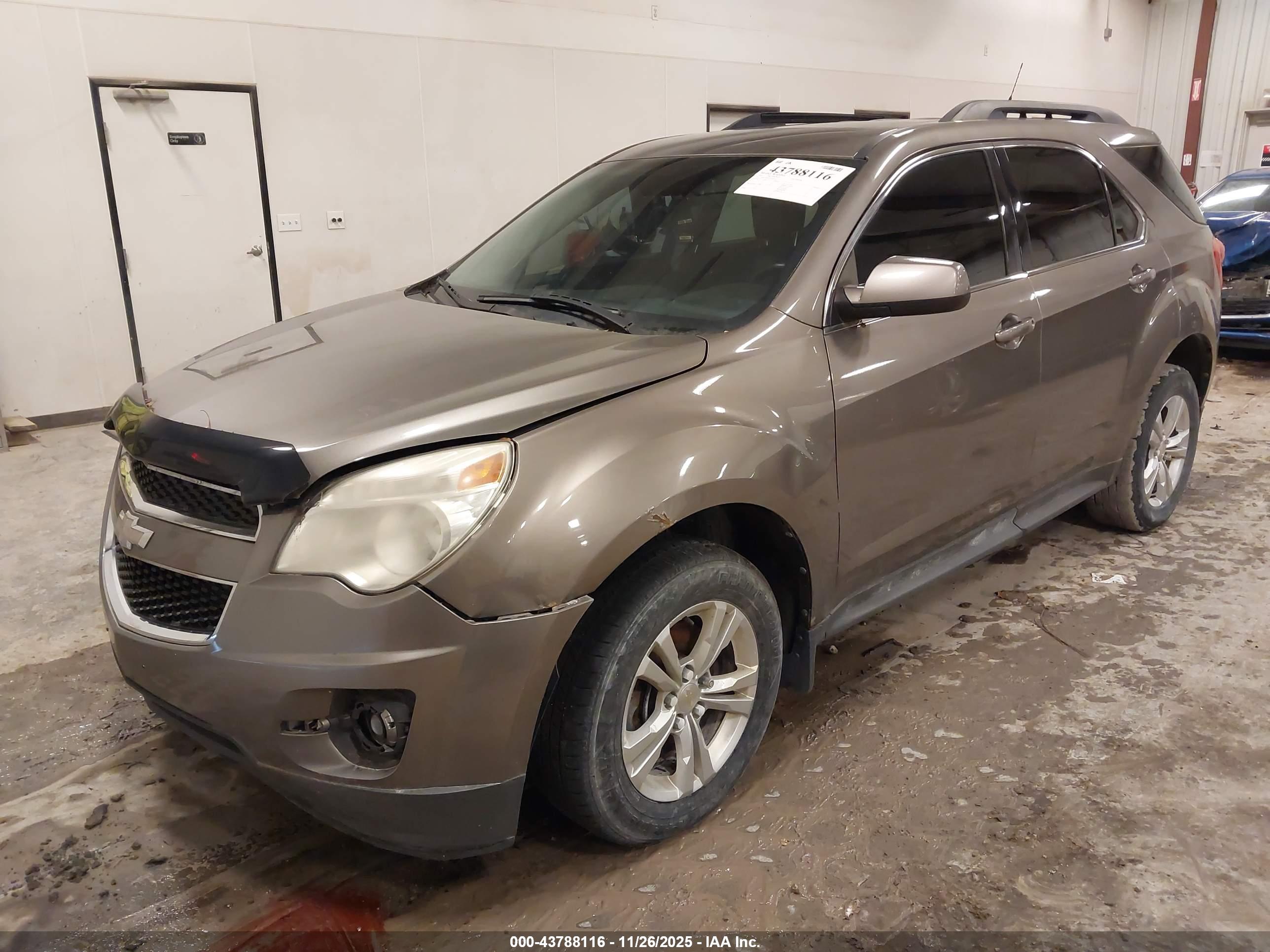 CHEVROLET EQUINOX image 2