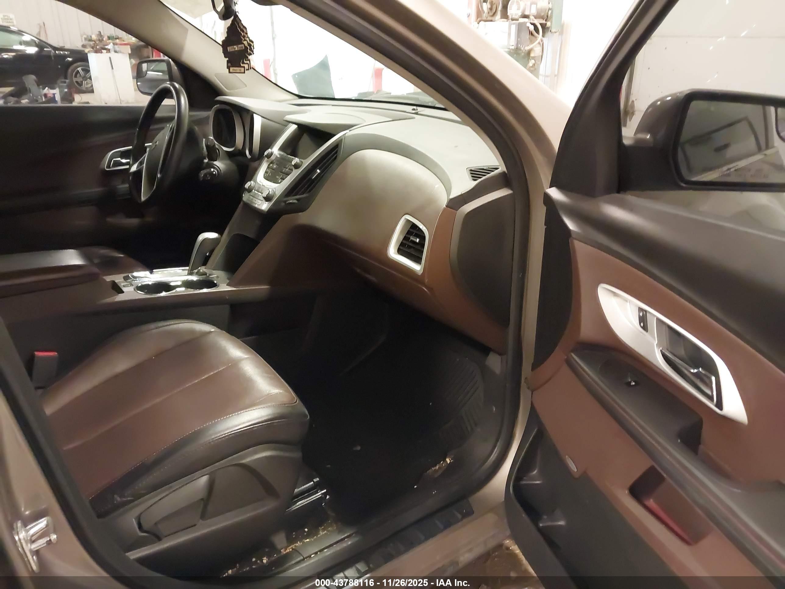 CHEVROLET EQUINOX image 5