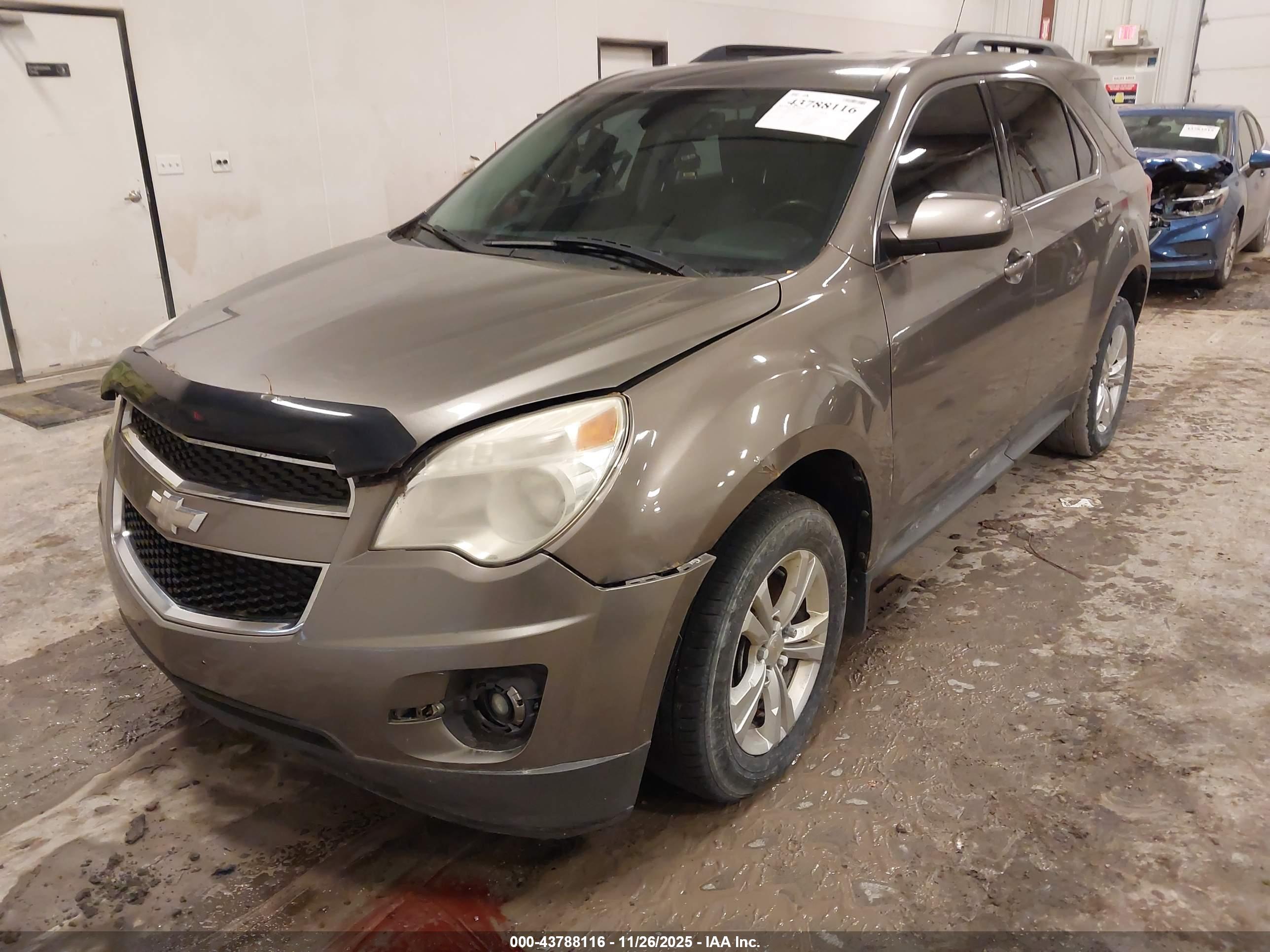 CHEVROLET EQUINOX image 6