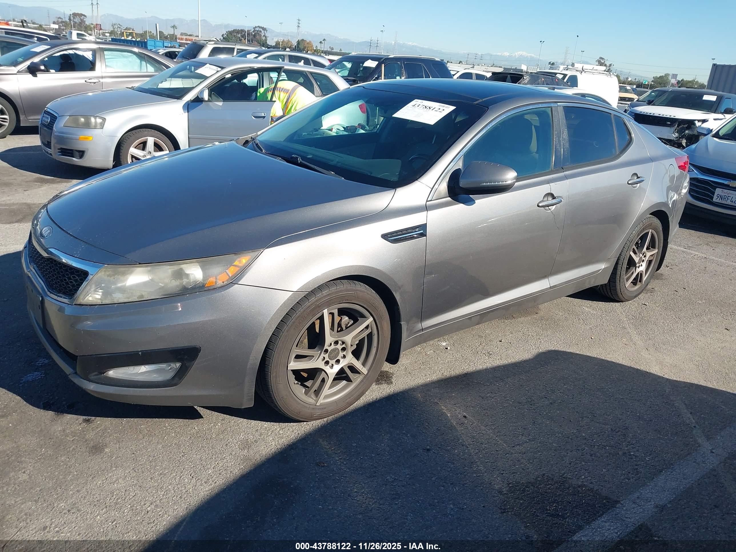 KIA OPTIMA image 2