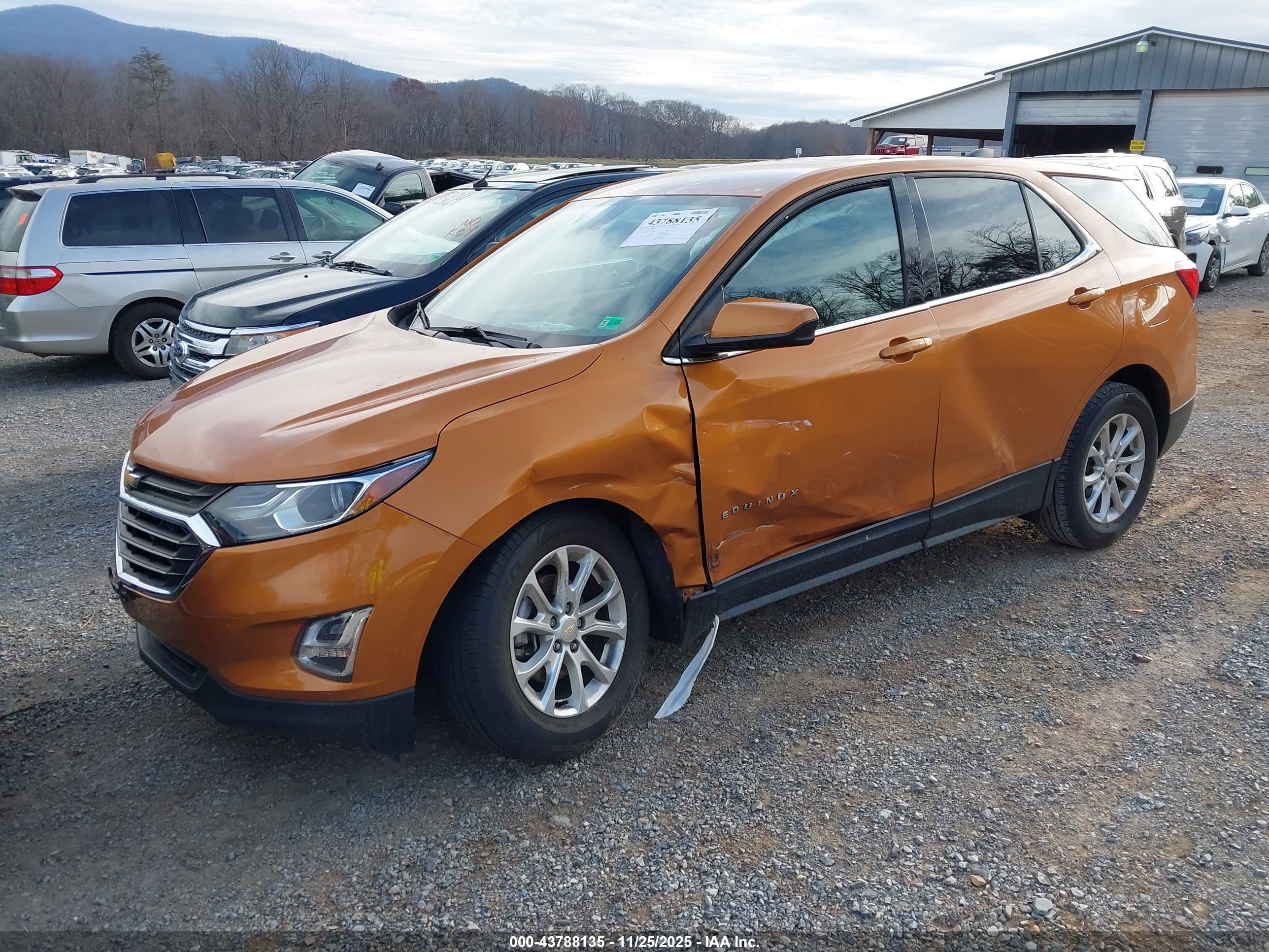 CHEVROLET EQUINOX image 2