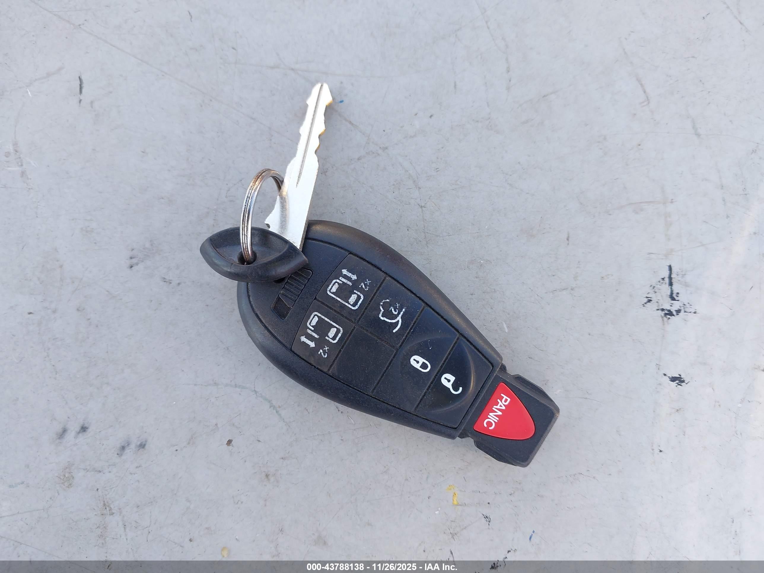 CHRYSLER TOWN image 11