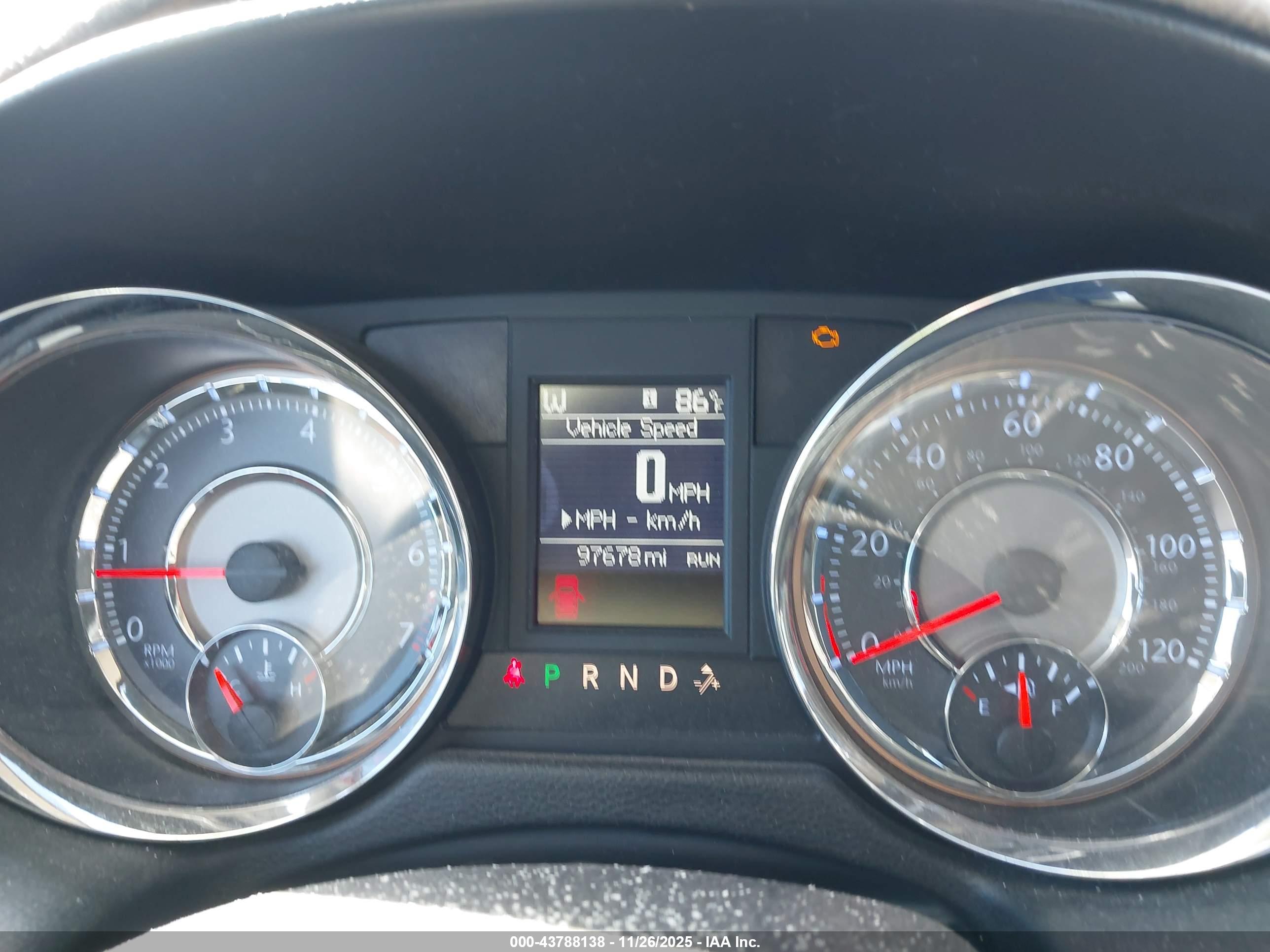 CHRYSLER TOWN image 7